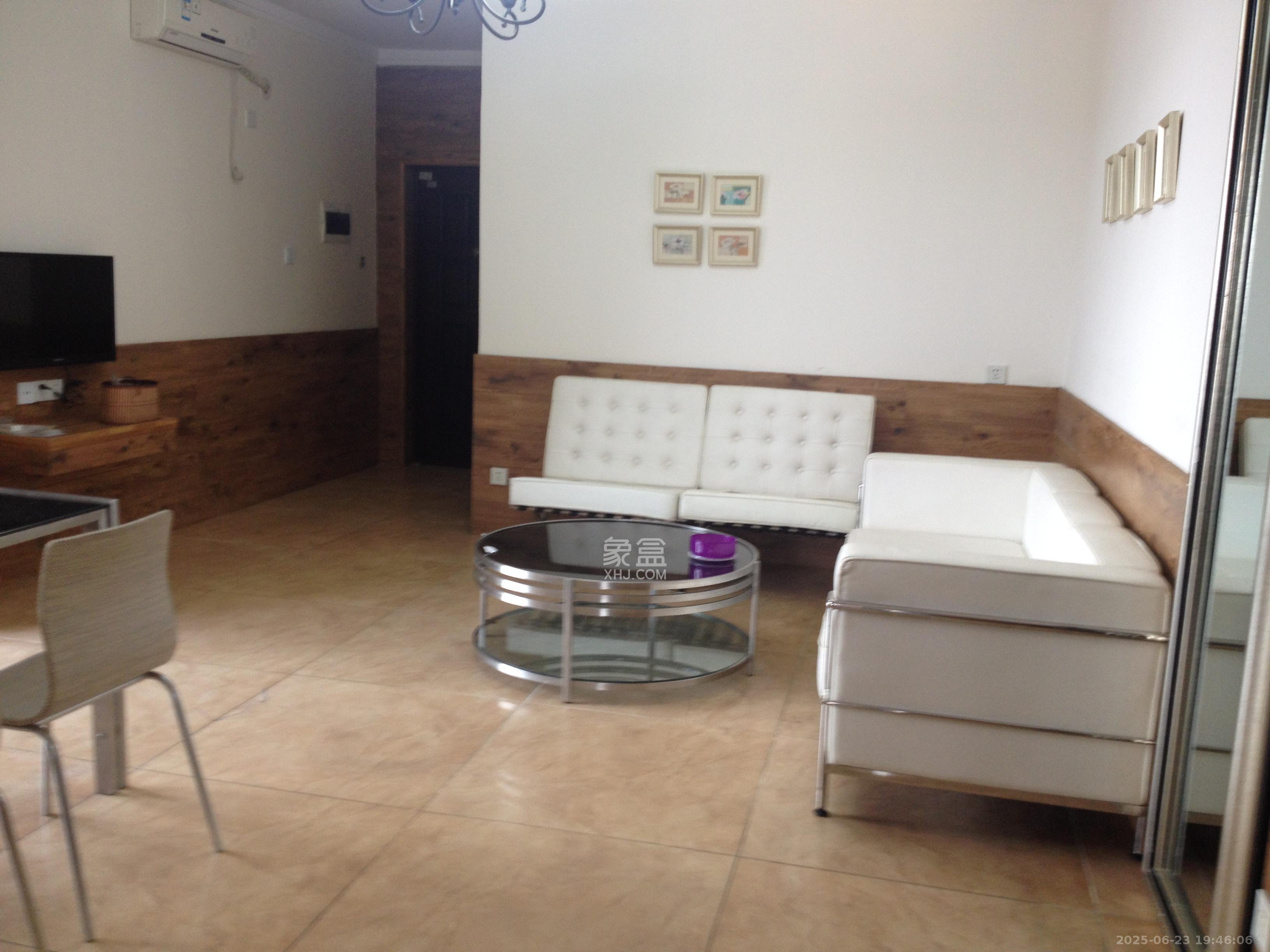 锦湘国际星城三期(锦绣苑) 2室2厅1卫 2500.0元/月 锦湘国际星城三期(锦绣苑) 2室2厅1卫 2500.0元/月室内图