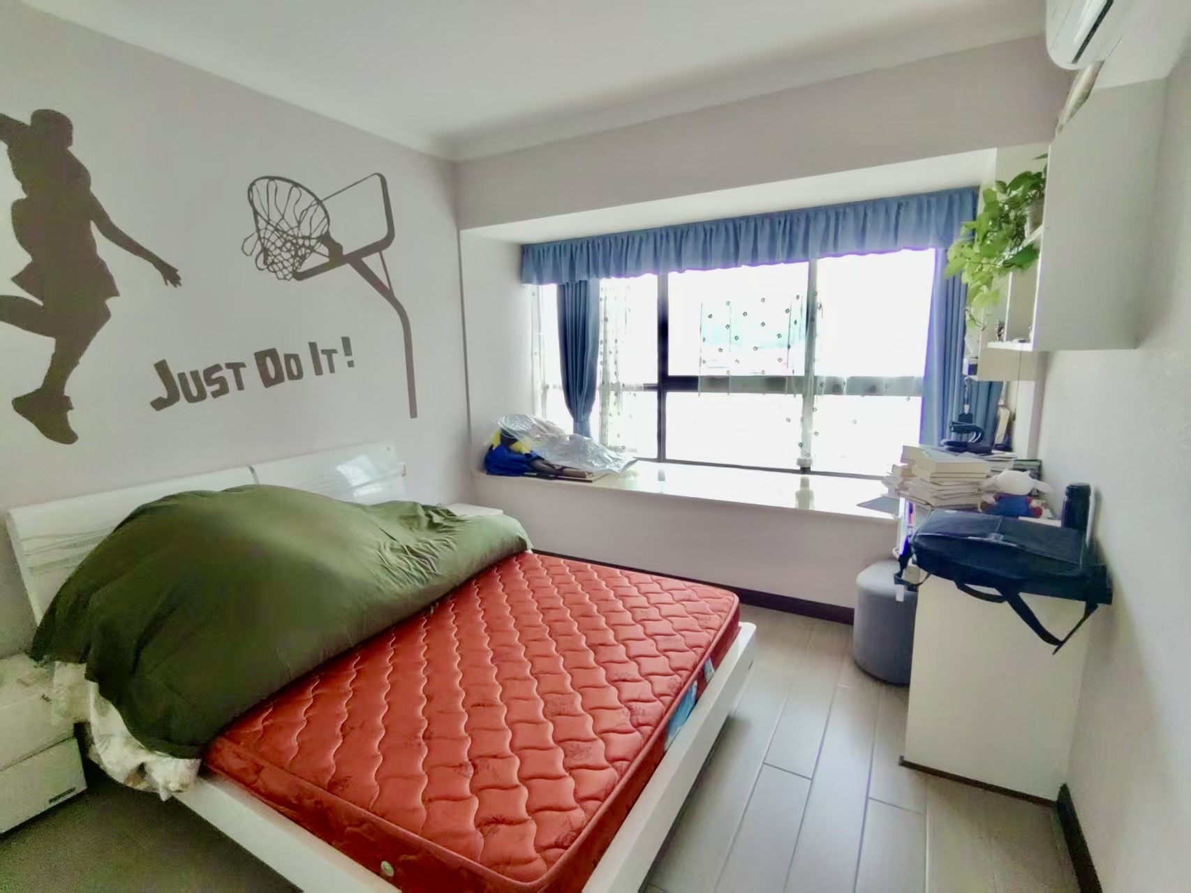 中商广场 3室2厅2卫 2500.0元/月 中商广场 3室2厅2卫 2500.0元/月室内图