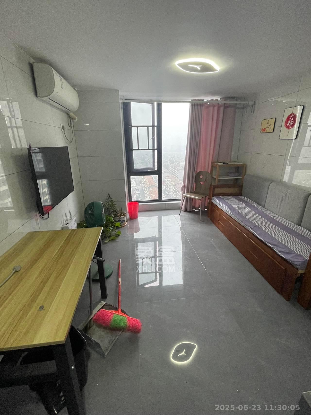 爱家当代境 2室1厅1卫 1900.0元/月 爱家当代境 2室1厅1卫 1900.0元/月室内图