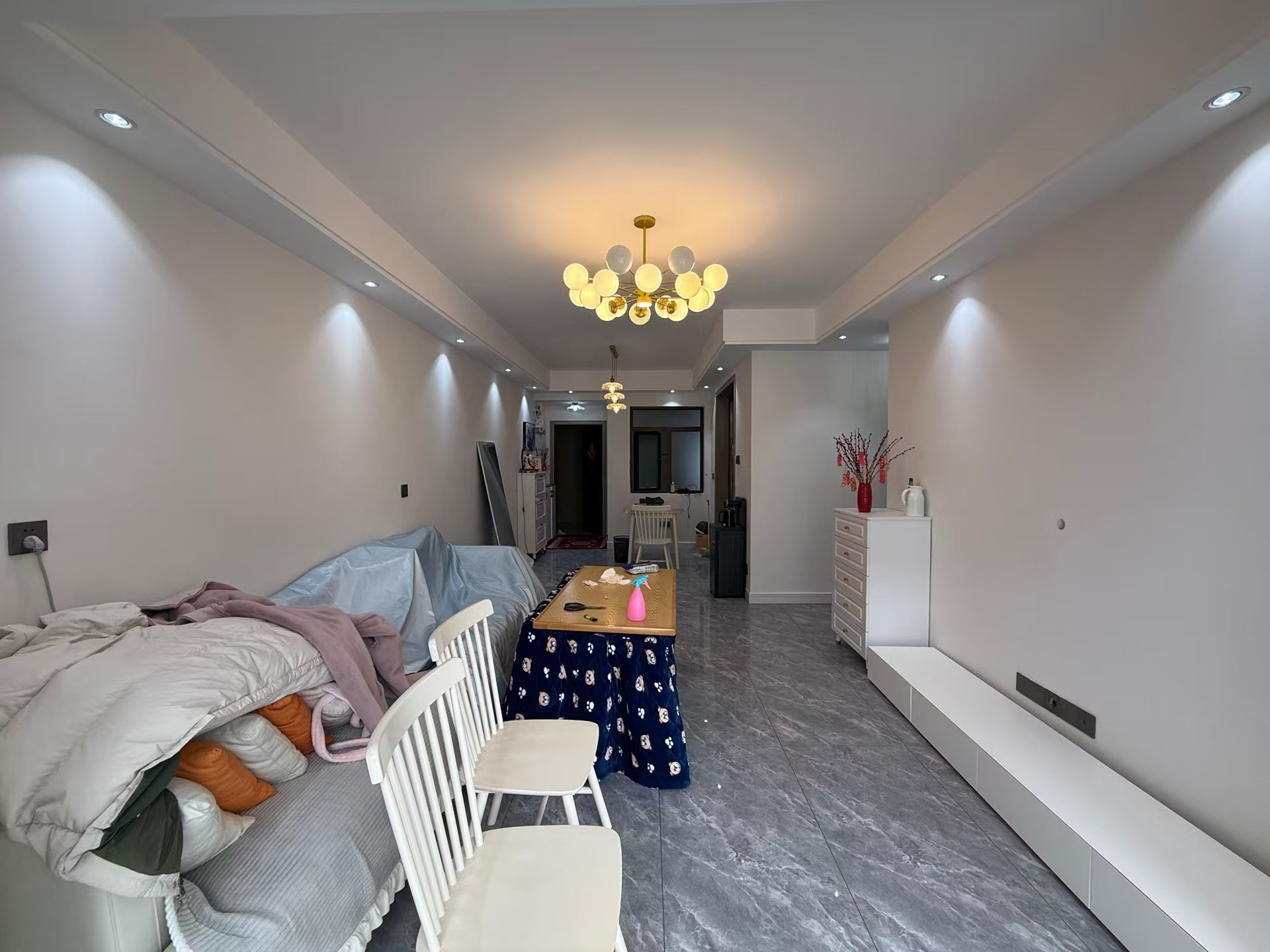 东宸江山里 3室2厅1卫 65.8万 东宸江山里 3室2厅1卫 65.8万客厅