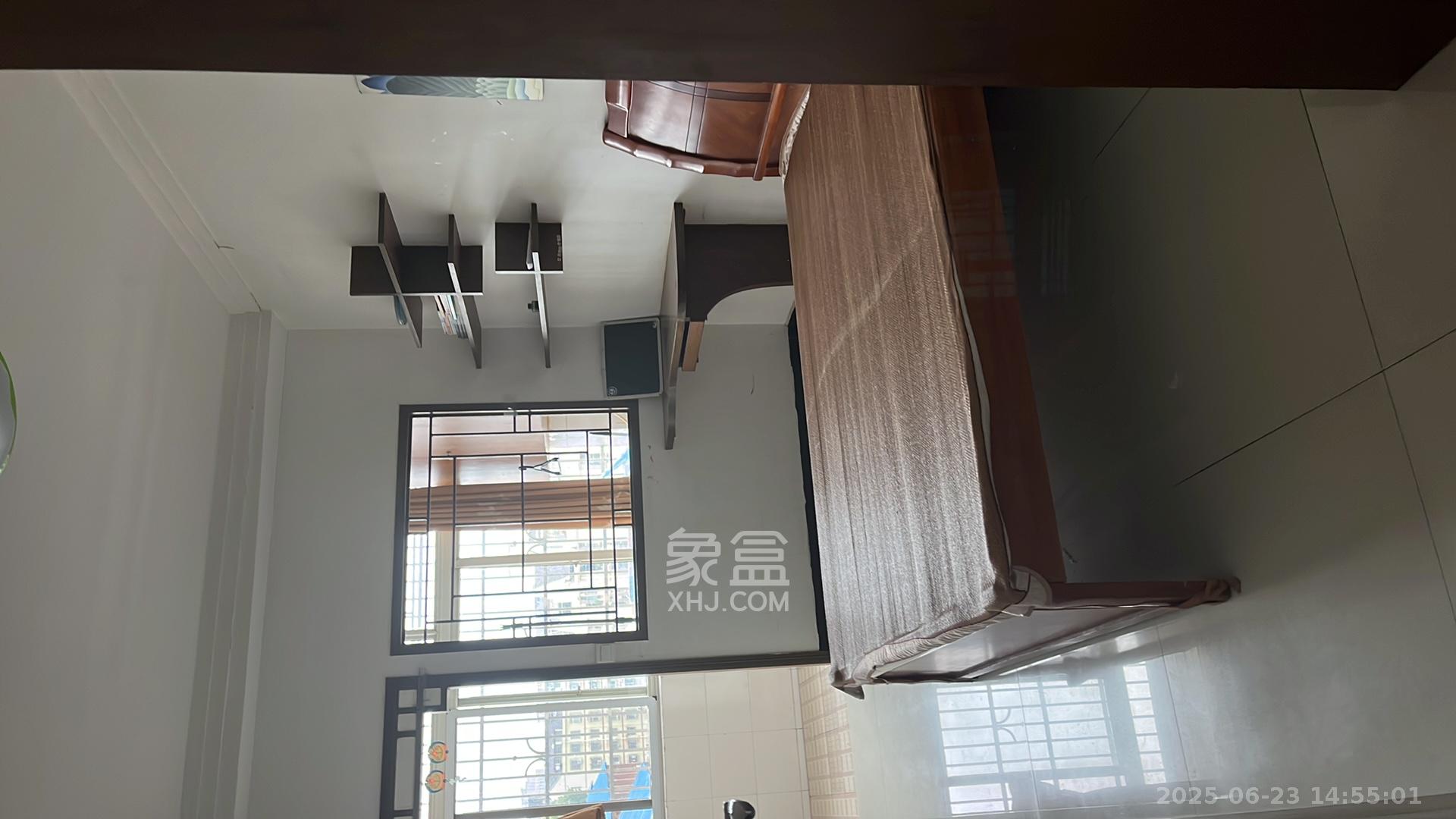 泉塘小区 1室2厅2卫 1400.0元/月 泉塘小区 1室2厅2卫 1400.0元/月室内图