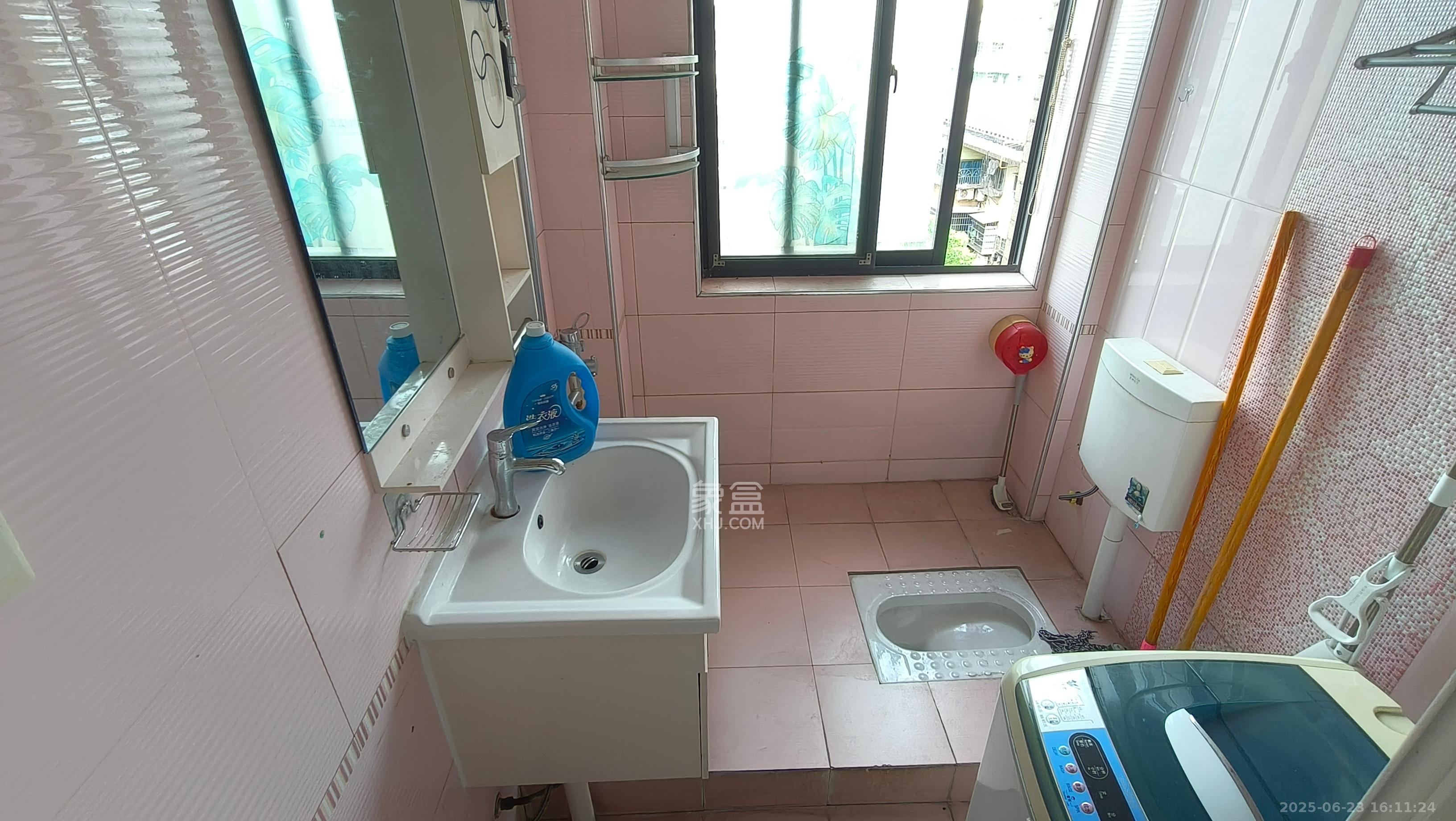 湘水一城(一期) 1室1厅1卫 1500.0元/月 湘水一城(一期) 1室1厅1卫 1500.0元/月室内图