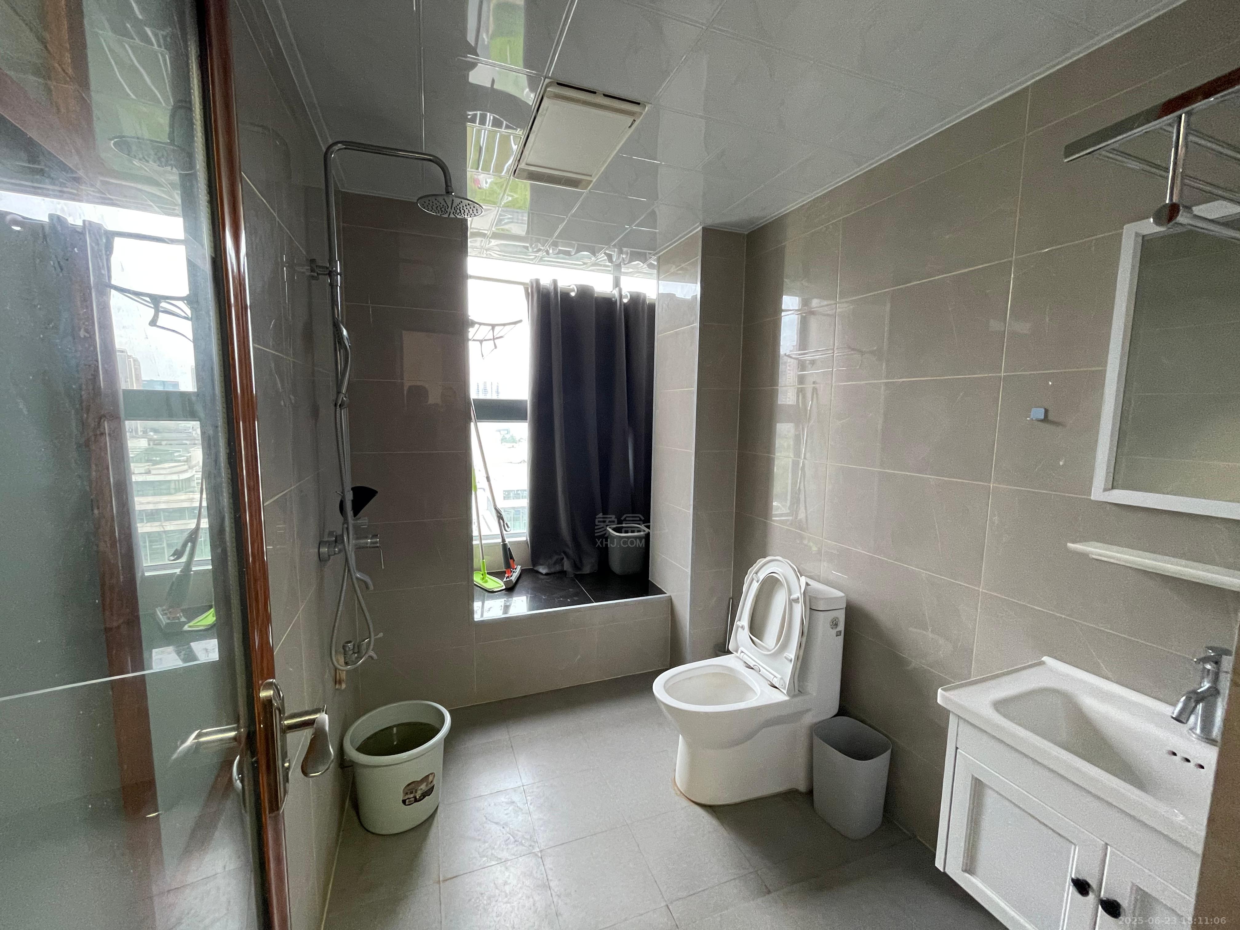 金质颐园 3室2厅2卫 1700.0元/月 金质颐园 3室2厅2卫 1700.0元/月室内图