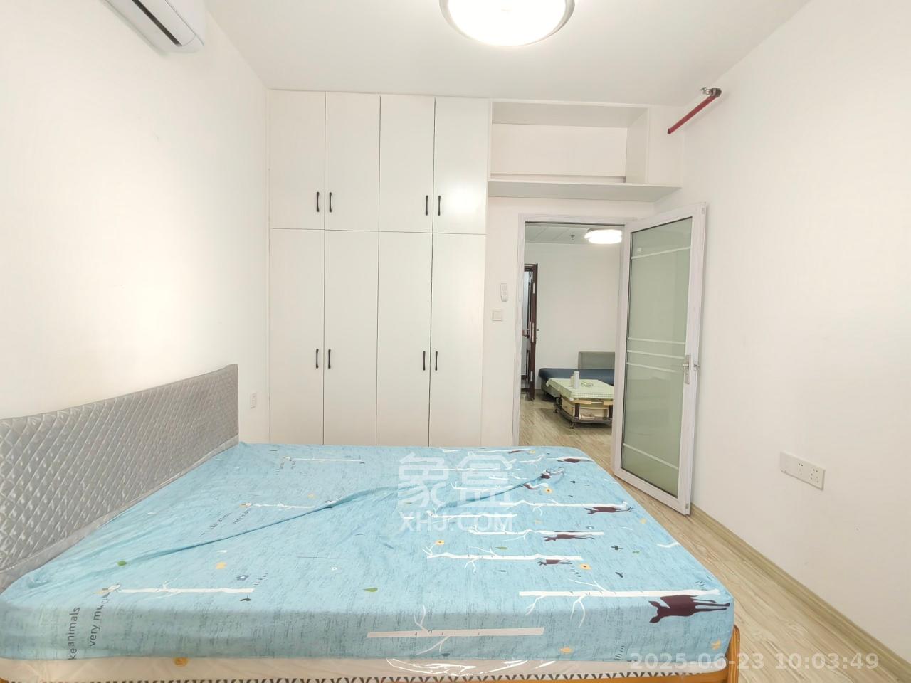 天健城 2室1厅1卫 2600.0元/月 天健城 2室1厅1卫 2600.0元/月室内图