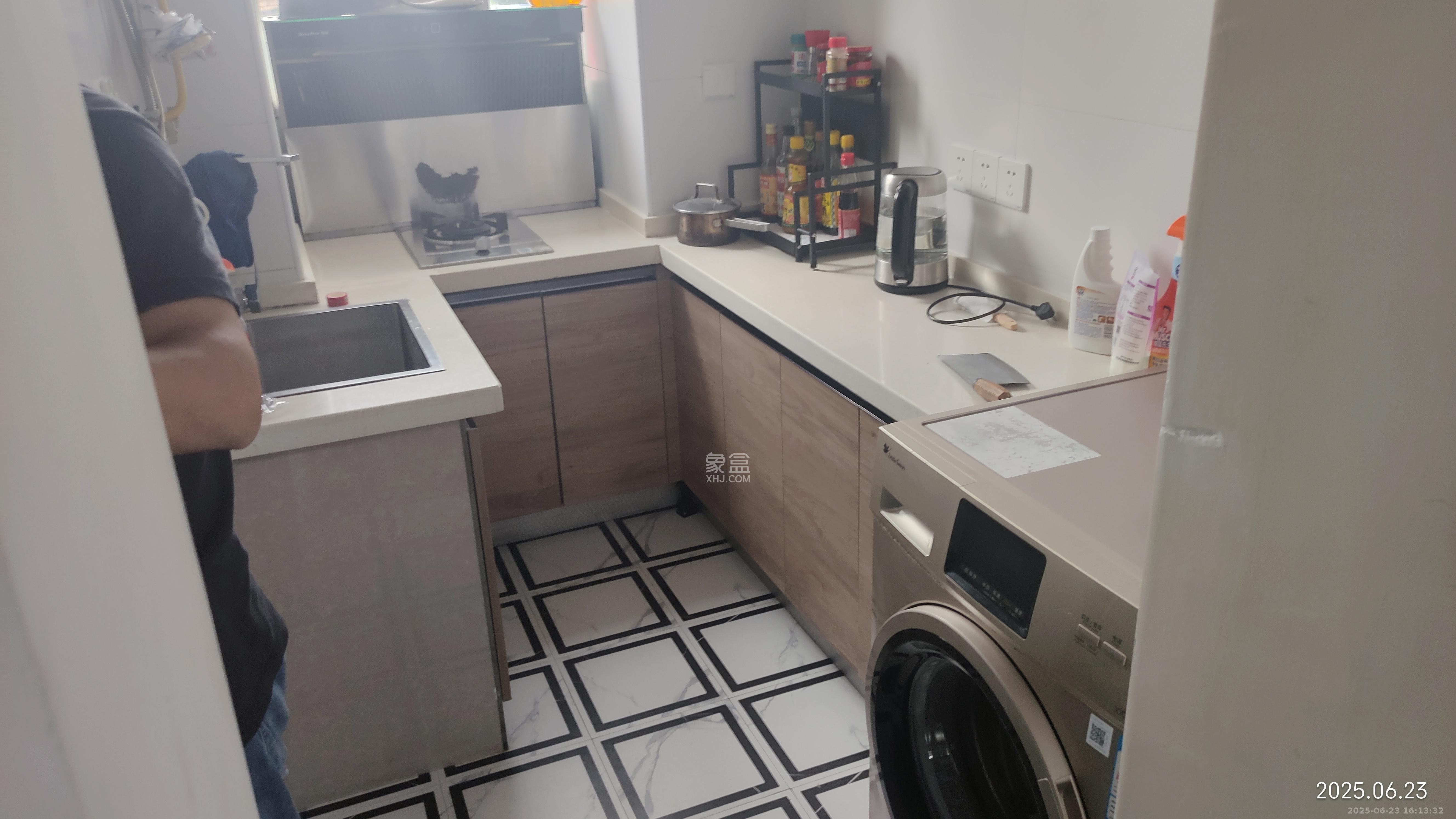 杏花苑 3室1厅1卫 1700.0元/月 杏花苑 3室1厅1卫 1700.0元/月室内图