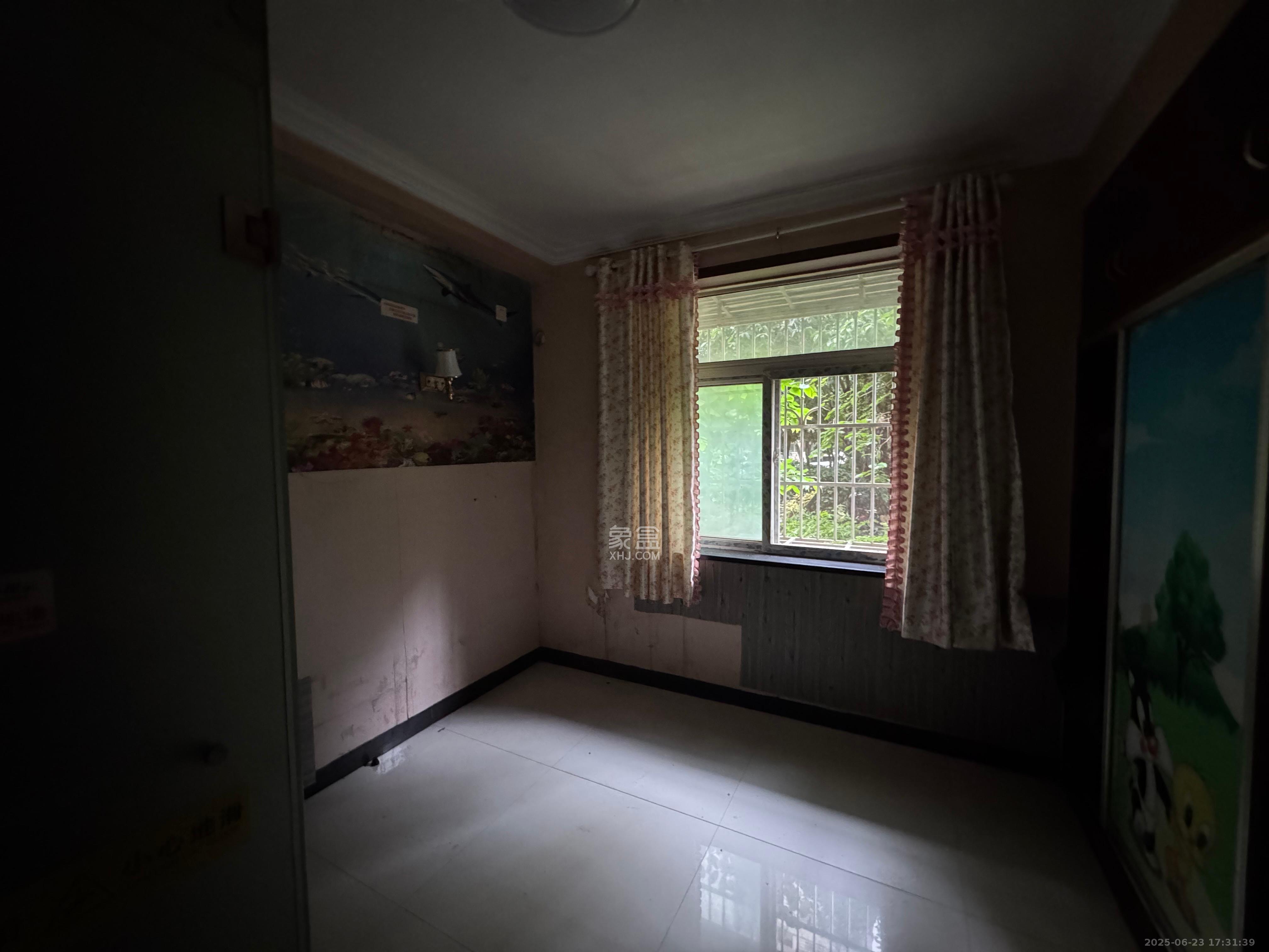 黎郡新宇康景园 1室0厅0卫 2800.0元/月 黎郡新宇康景园 1室0厅0卫 2800.0元/月室内图