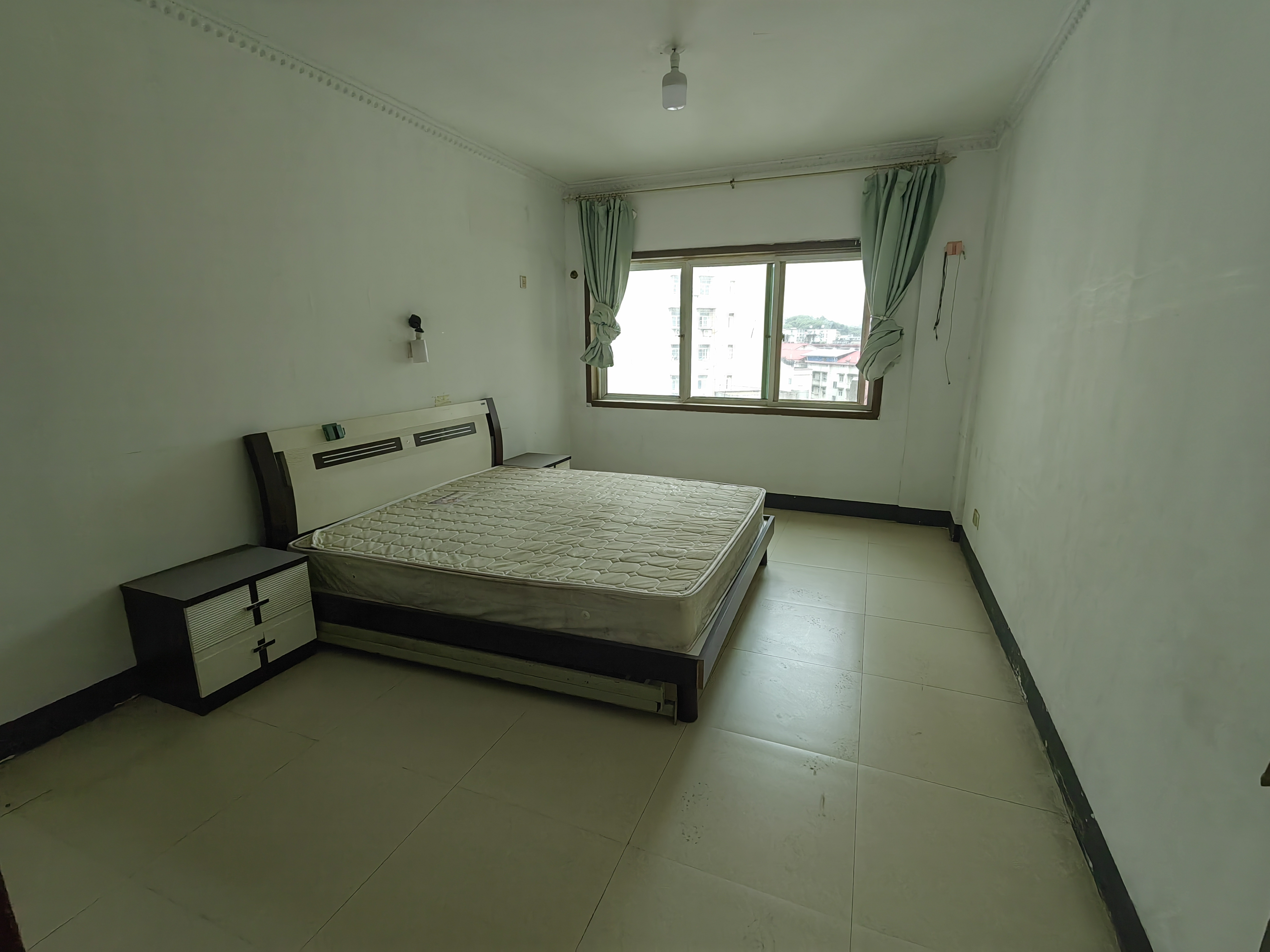 湘竹楼 3室2厅1卫 32.8万 湘竹楼 3室2厅1卫 32.8万室内图