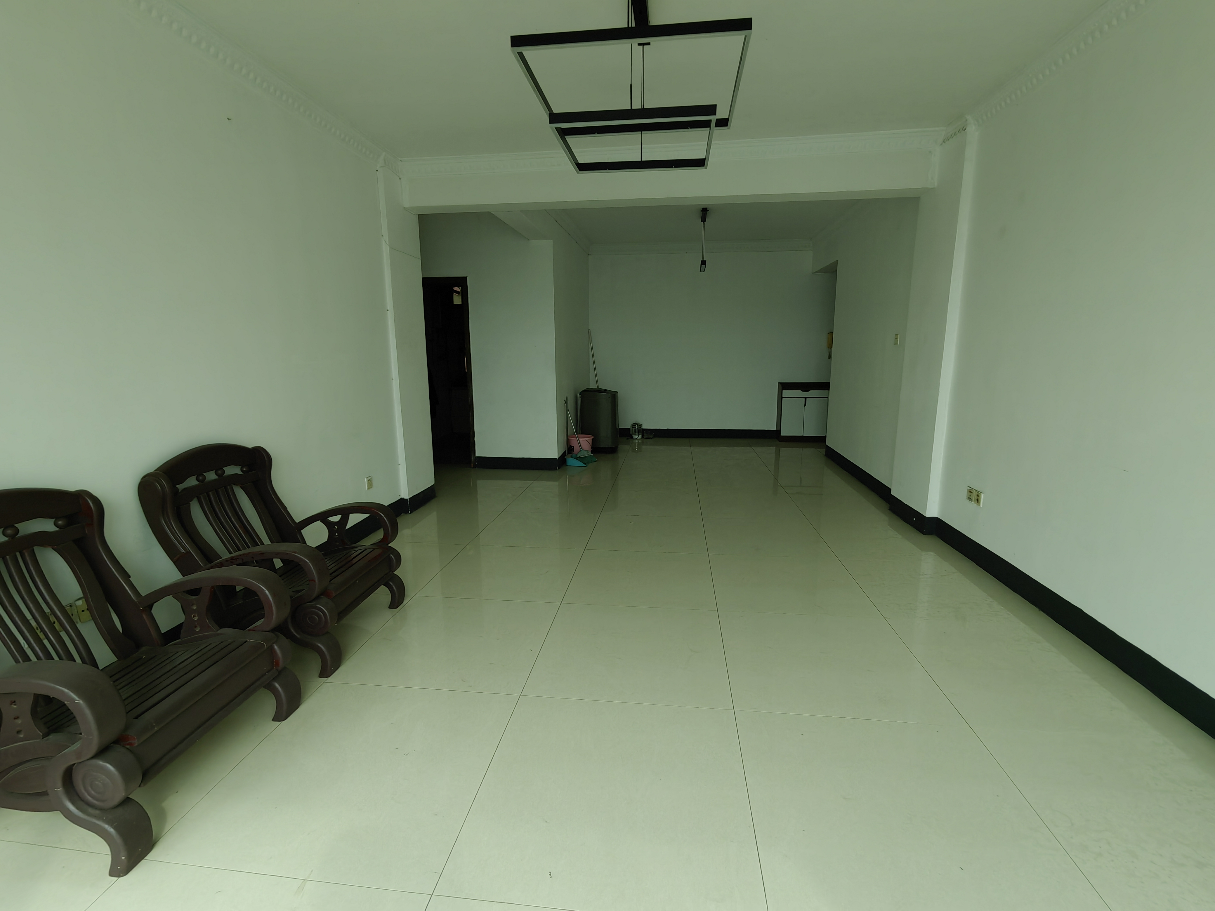 湘竹楼 3室2厅1卫 32.8万 湘竹楼 3室2厅1卫 32.8万室内图