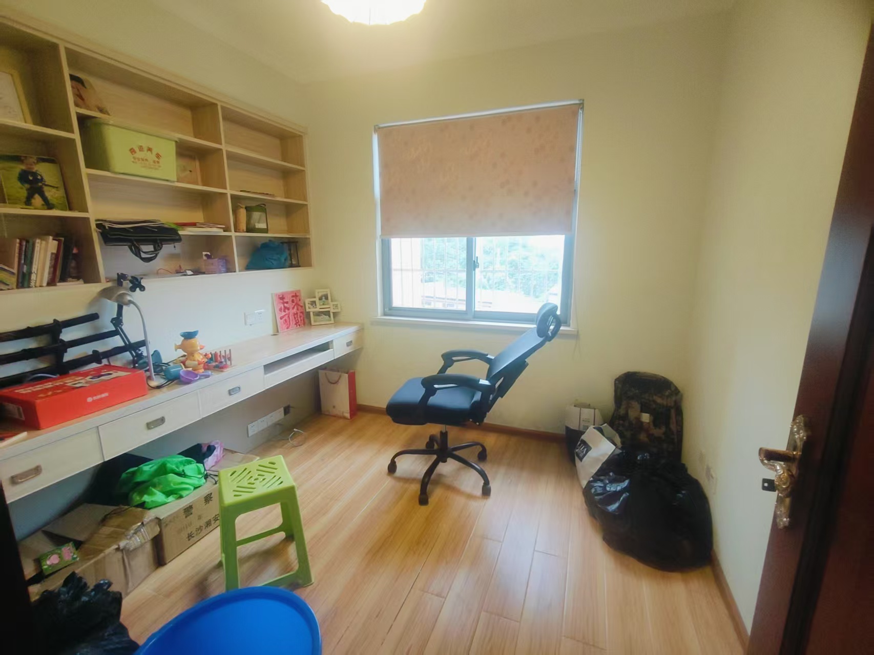 先锋安置小区 4室2厅2卫 42.80万 先锋安置小区 4室2厅2卫 42.80万室内图