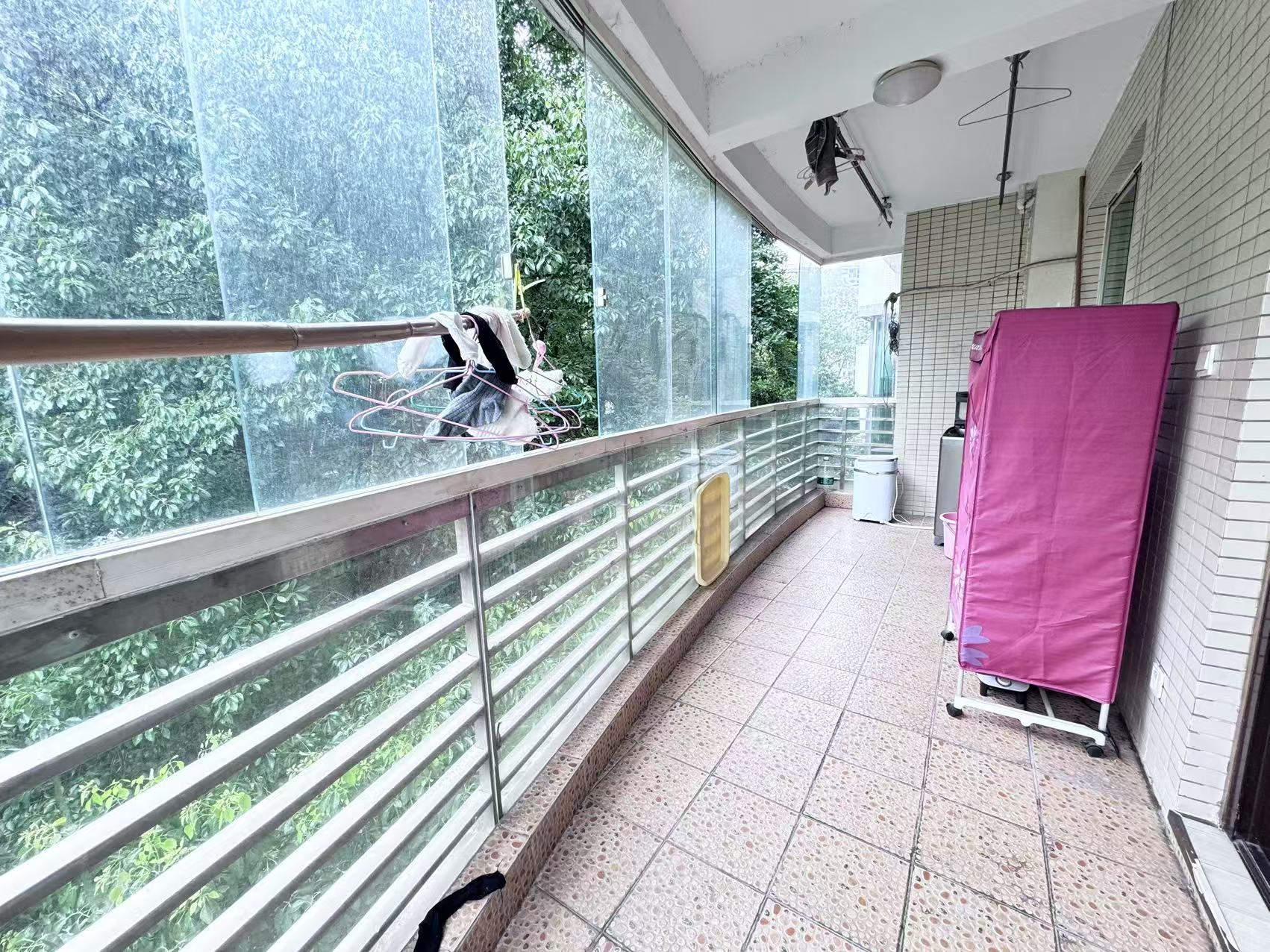 四季花园  3室2厅2卫    47.0万 四季花园  3室2厅2卫    47.0万室内图