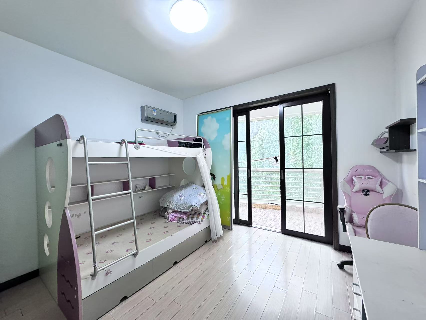 四季花园  3室2厅2卫    47.0万 四季花园  3室2厅2卫    47.0万室内图