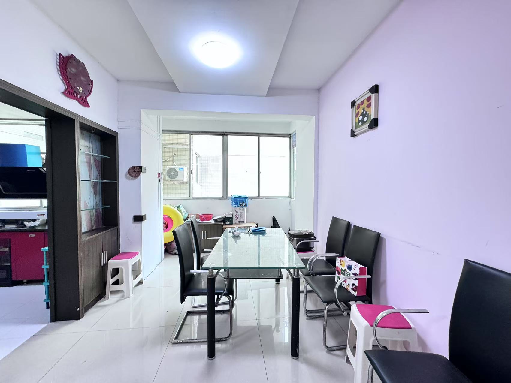 四季花园  3室2厅2卫    47.0万 四季花园  3室2厅2卫    47.0万室内图