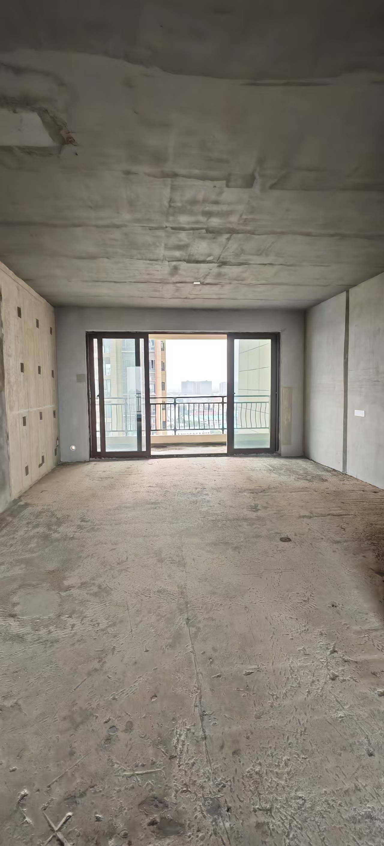 东城首府  4室2厅2卫   62.80万室内图