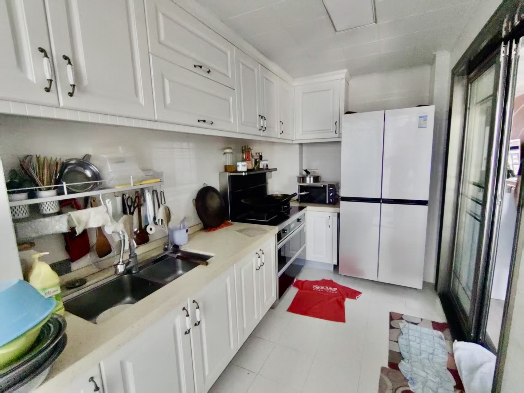 中商广场 3室2厅2卫 2500.0元/月 中商广场 3室2厅2卫 2500.0元/月室内图