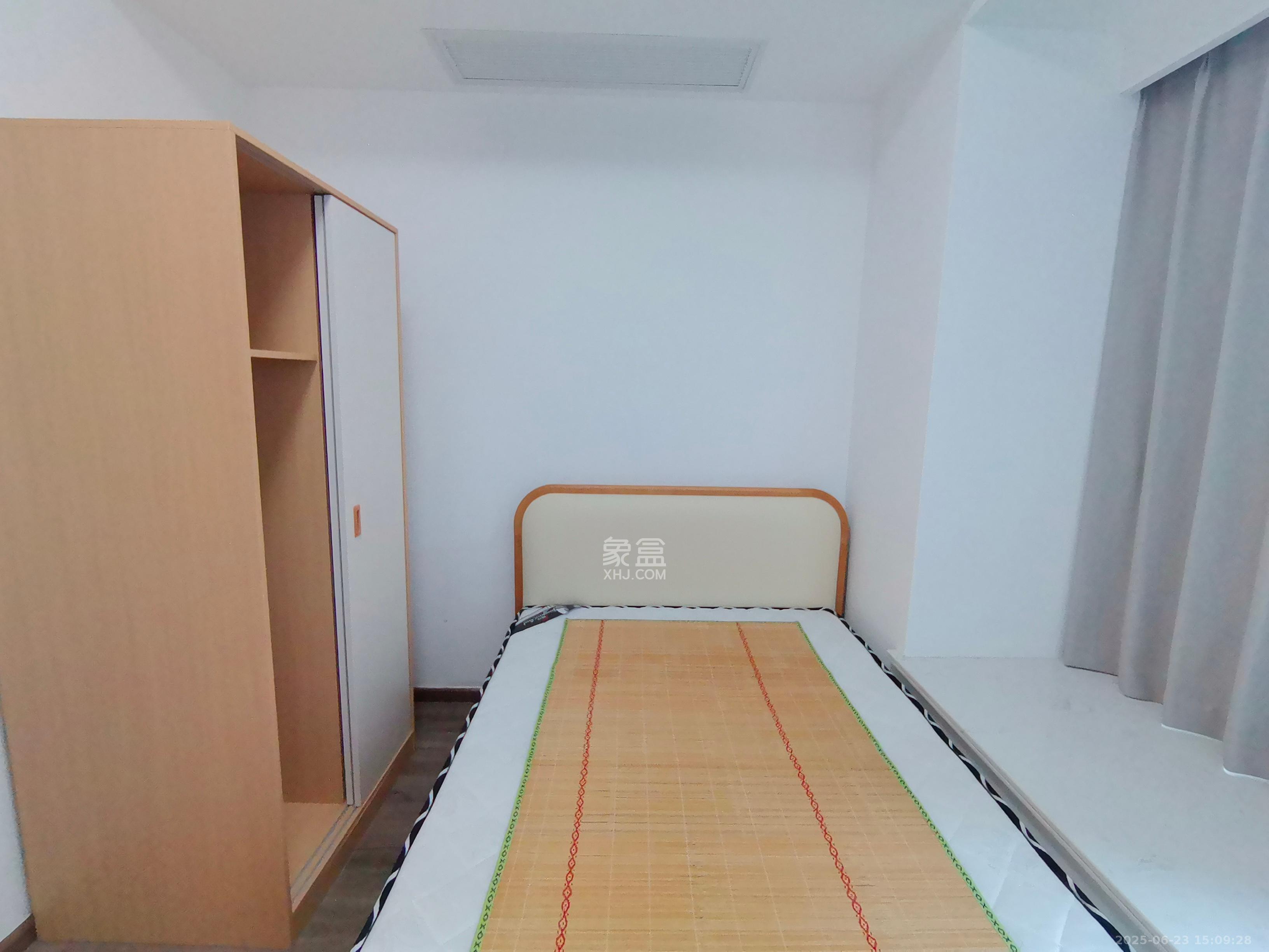 金茂建发泊悦  4室2厅2卫   4000.00元/月室内图