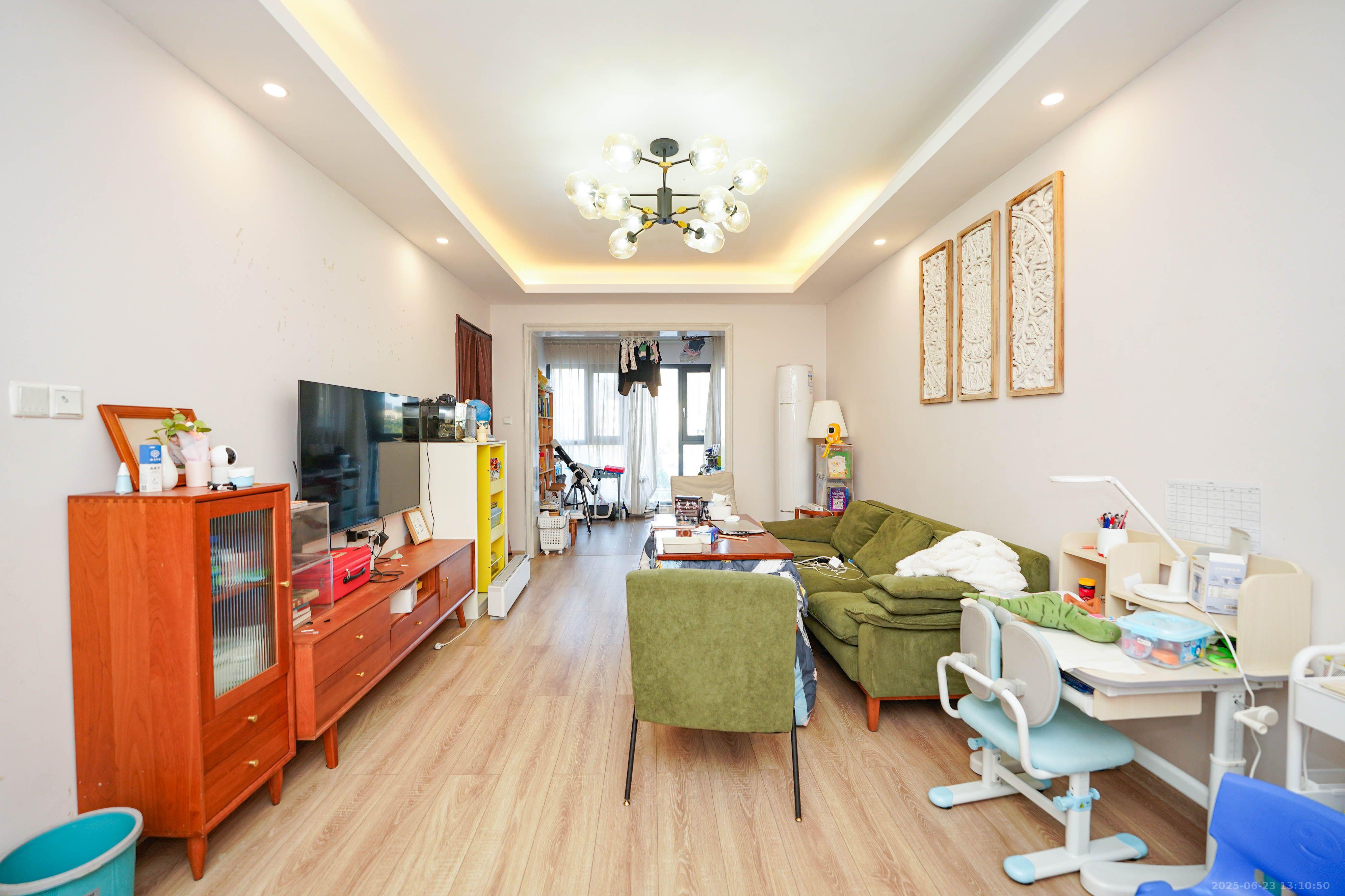 汇金城/嘉华城(二期、三期) 3室2厅2卫 2800.0元/月 汇金城/嘉华城(二期、三期) 3室2厅2卫 2800.0元/月室内图