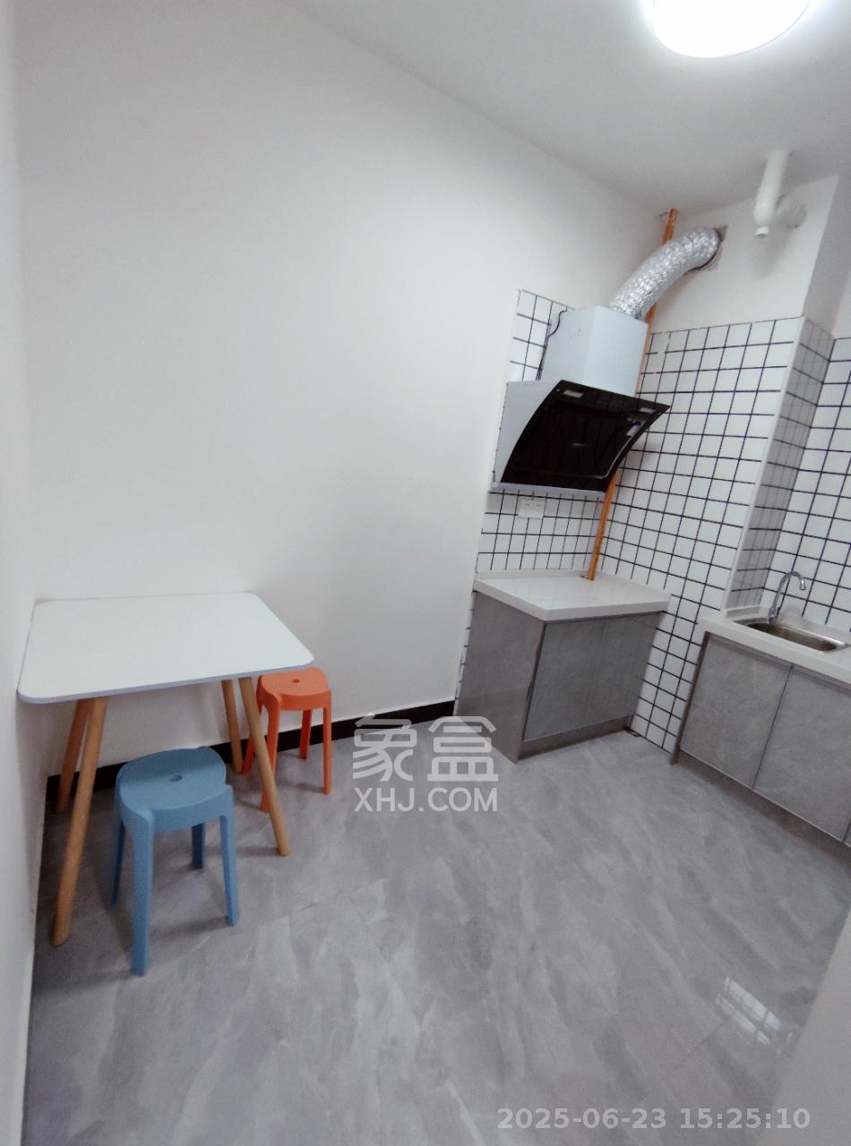 金科时代中心 1室0厅0卫 1200.0元/月 金科时代中心 1室0厅0卫 1200.0元/月室内图