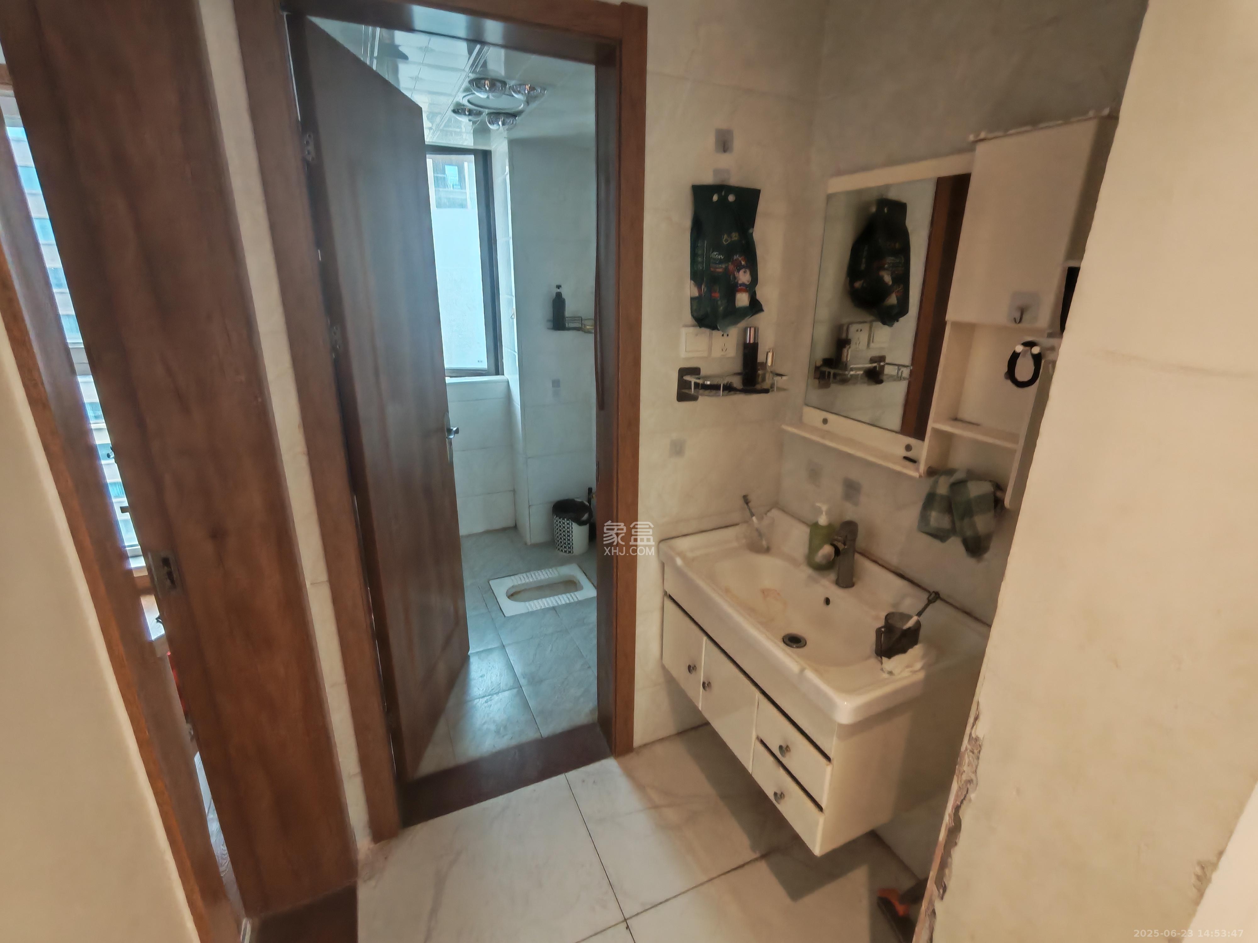 梅溪湖合能璞丽 4室2厅2卫 2800.0元/月 梅溪湖合能璞丽 4室2厅2卫 2800.0元/月室内图