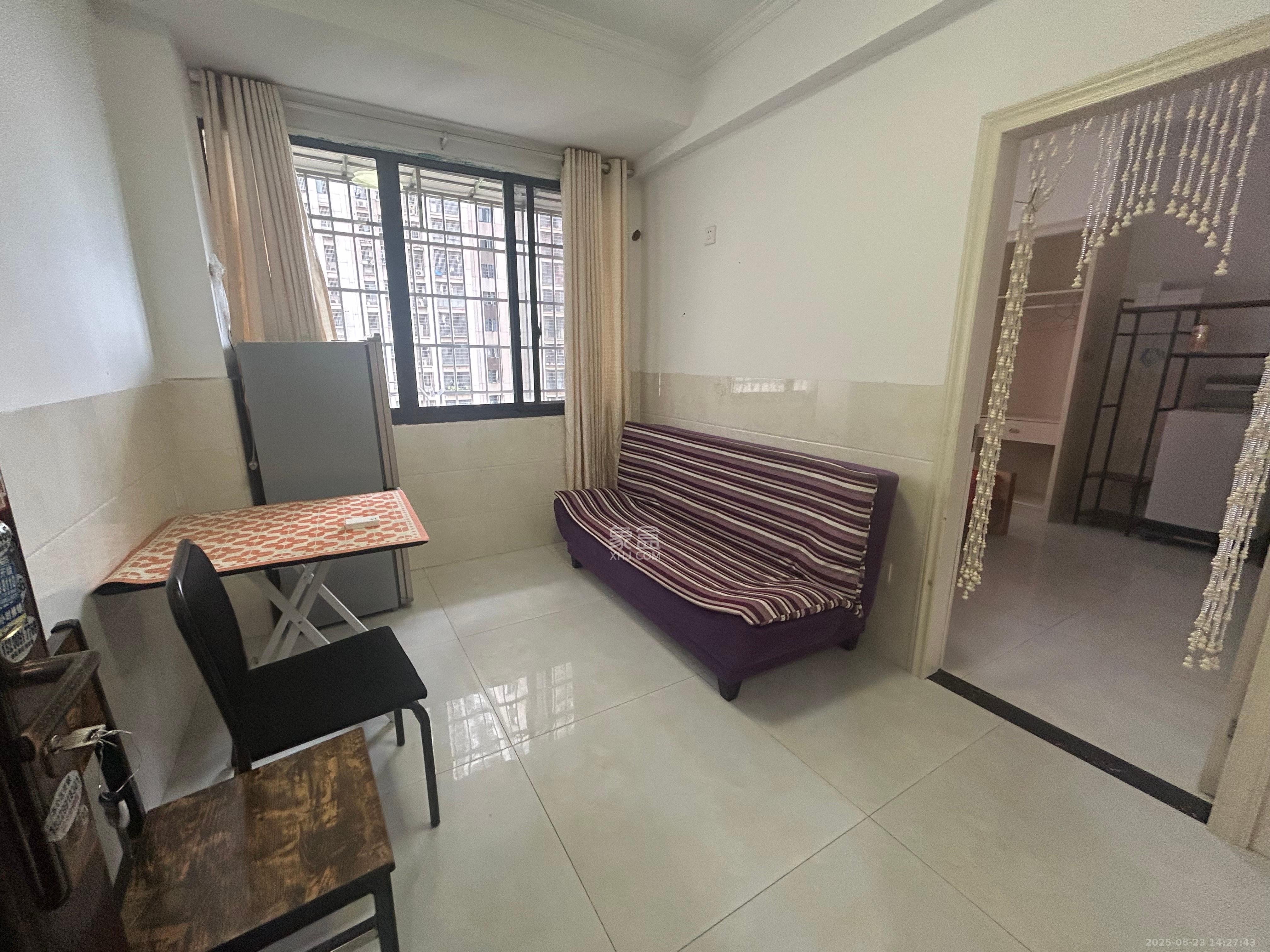 嘉顺苑 1室1厅1卫 1300.0元/月 嘉顺苑 1室1厅1卫 1300.0元/月室内图