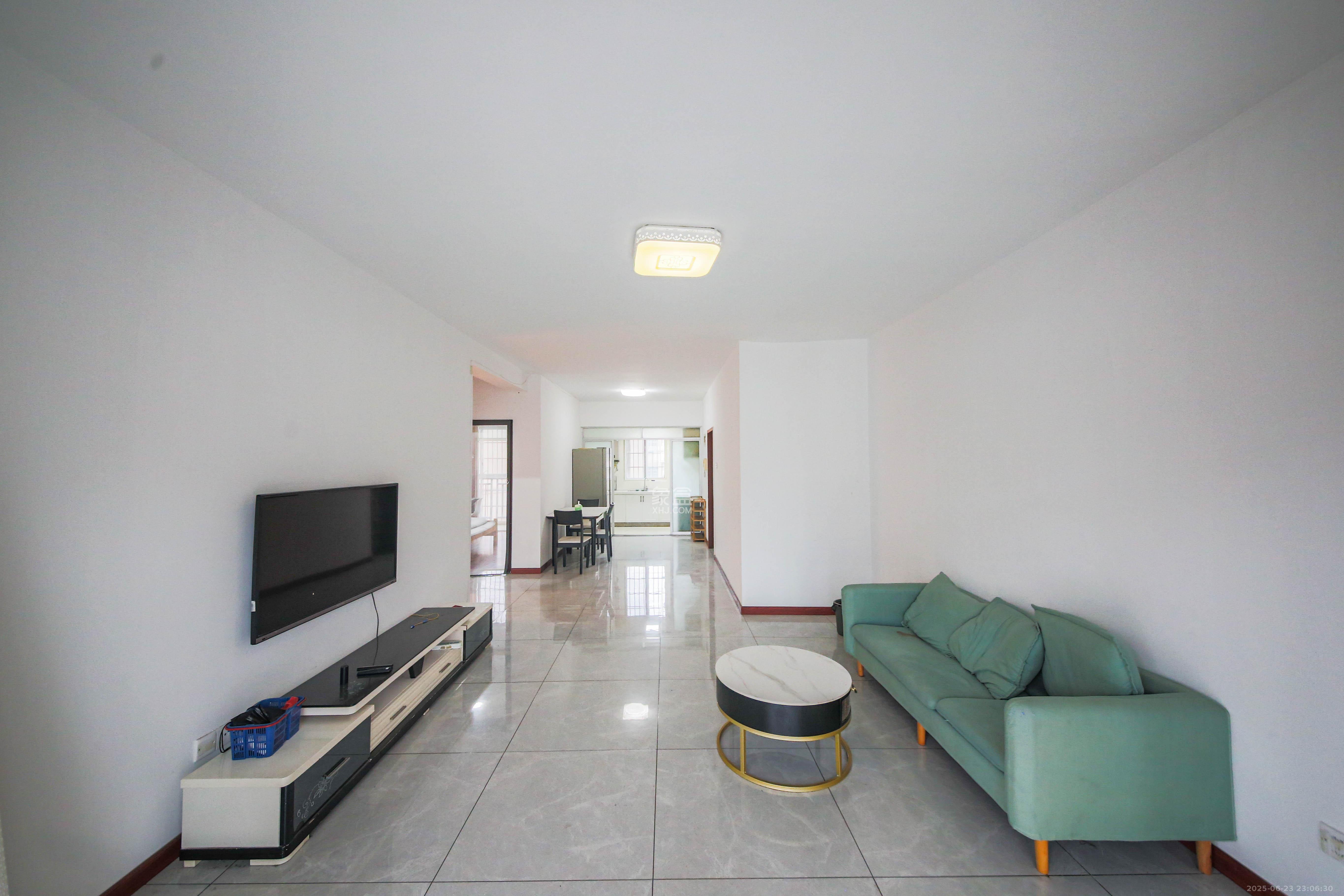 柠檬丽都 2室2厅1卫 64.0万 柠檬丽都 2室2厅1卫 64.0万客厅