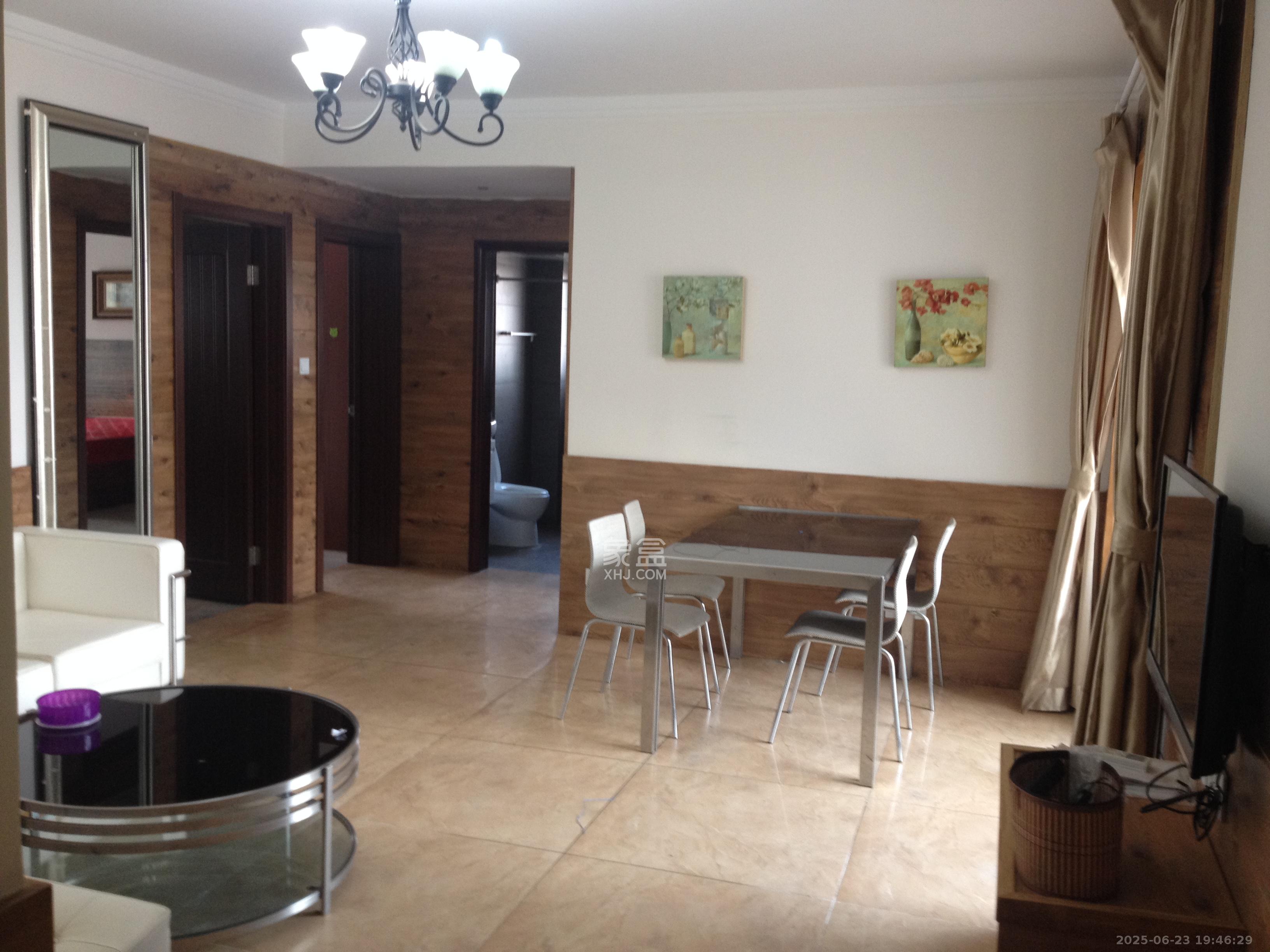 锦湘国际星城三期(锦绣苑) 2室2厅1卫 2500.0元/月 锦湘国际星城三期(锦绣苑) 2室2厅1卫 2500.0元/月室内图