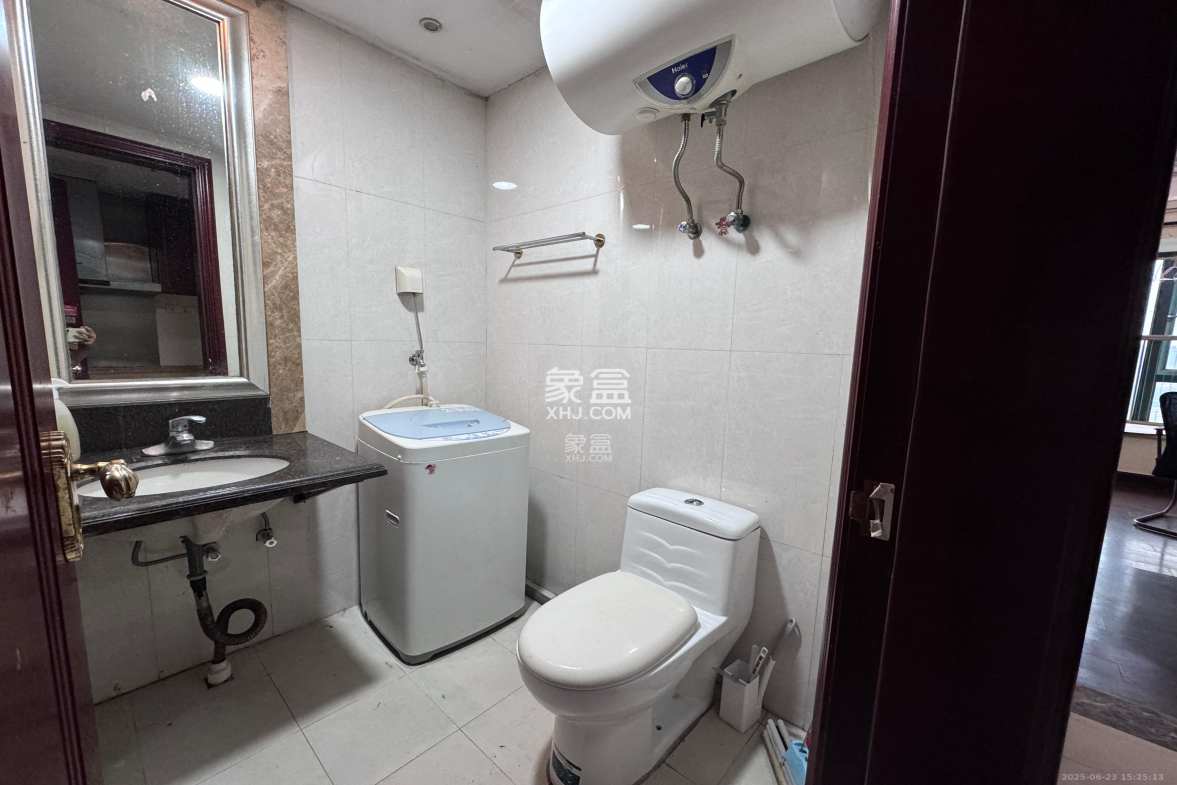 恒大华府 1室1厅1卫 1300.0元/月 恒大华府 1室1厅1卫 1300.0元/月户型图