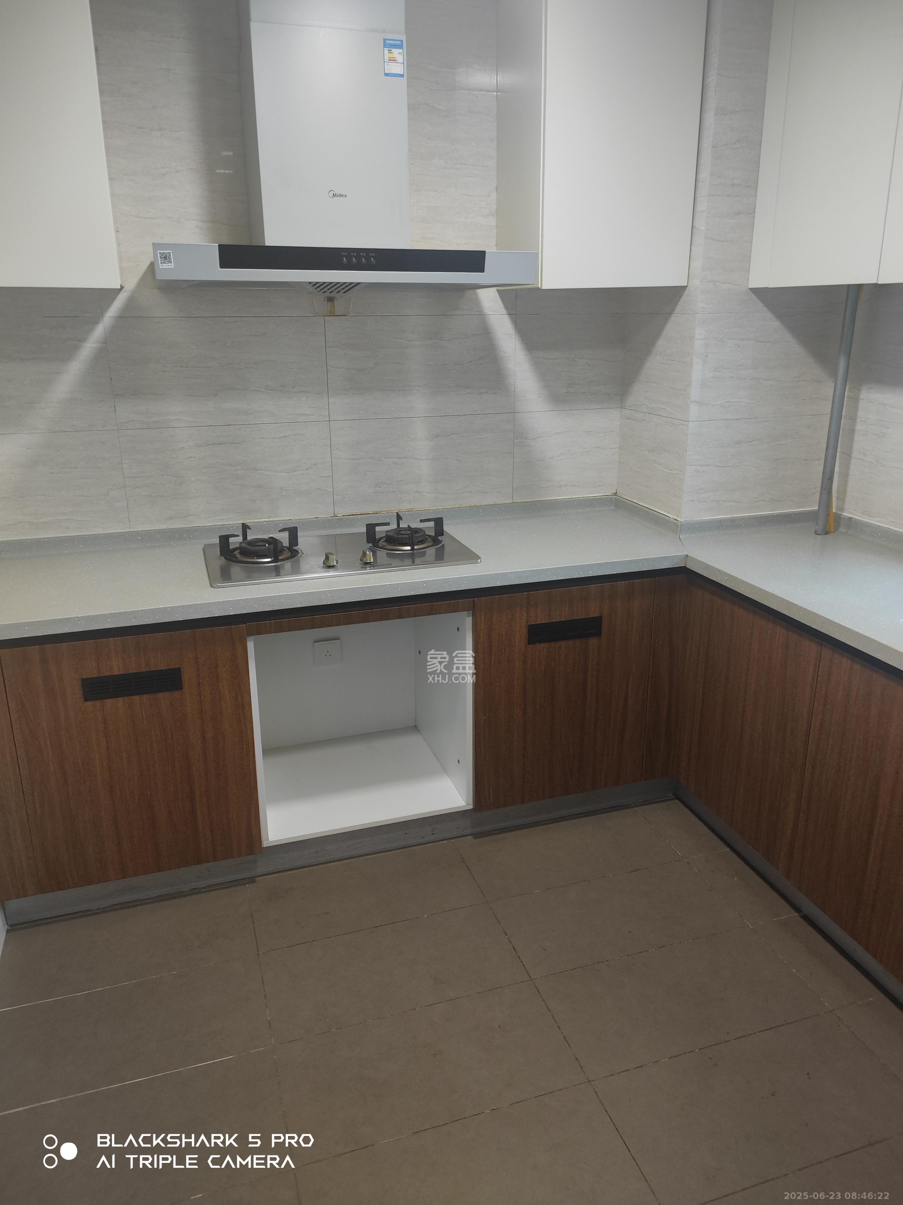 万科里梅溪郡  3室2厅2卫    3800.0元/月 万科里梅溪郡  3室2厅2卫    3800.0元/月室内图