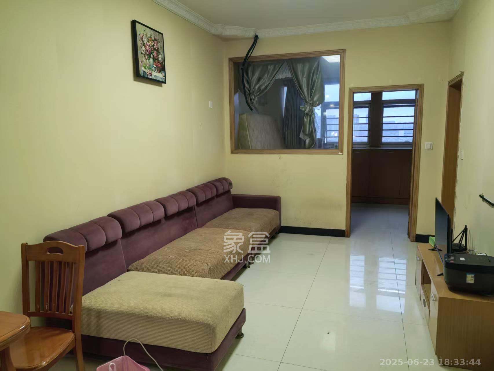 红星国际星城 2室1厅1卫 1700.0元/月 红星国际星城 2室1厅1卫 1700.0元/月室内图