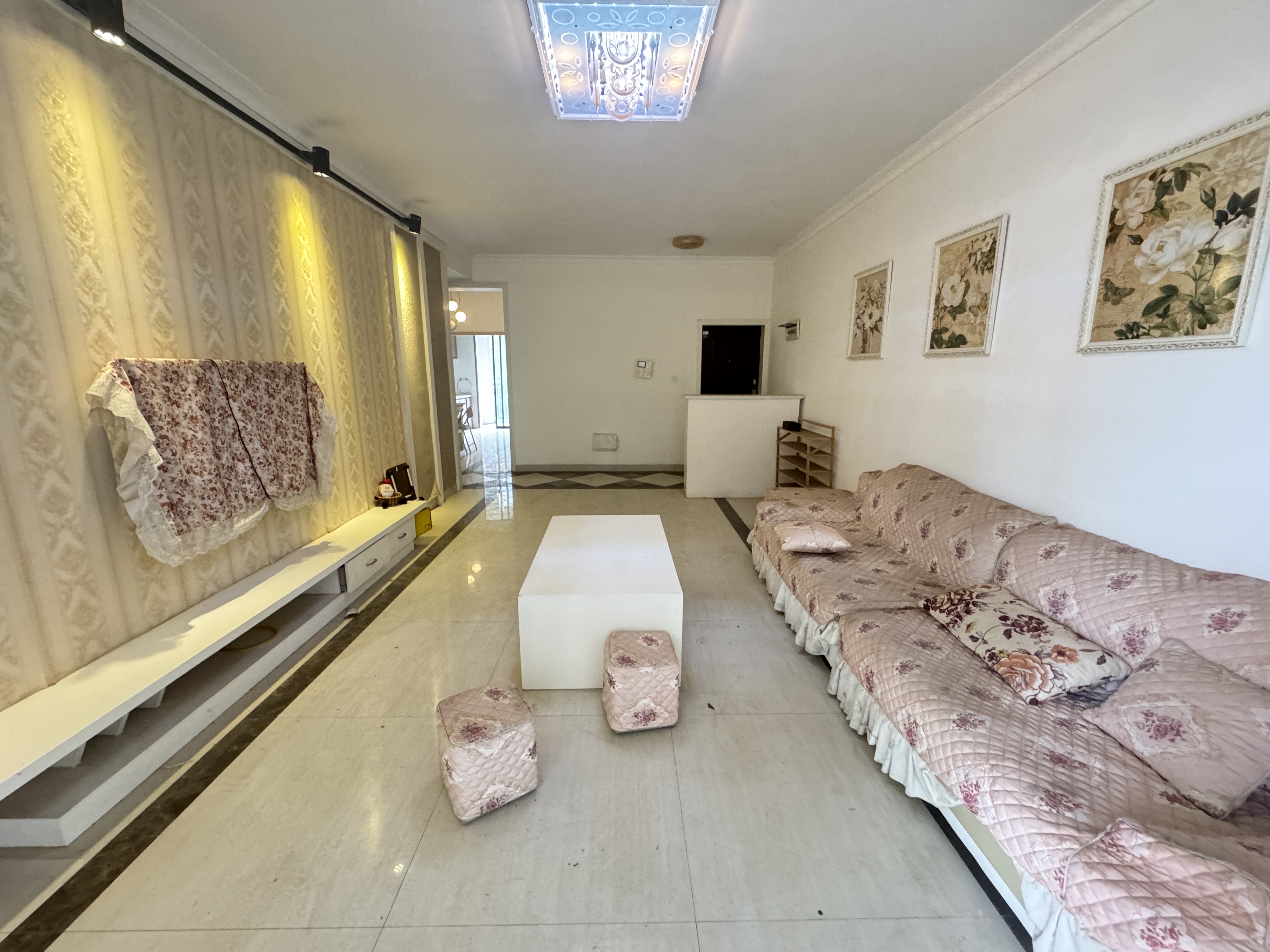 尚书房 3室0厅0卫 2000.0元/月 尚书房 3室0厅0卫 2000.0元/月室内图