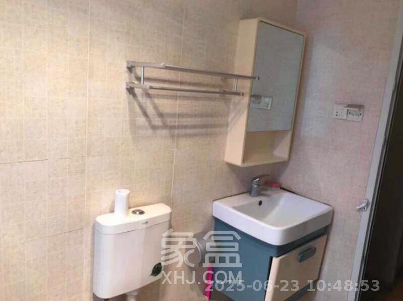 北京御园一二期(国泰嘉园)  3室2厅1卫    2000.0元/月 北京御园一二期(国泰嘉园)  3室2厅1卫    2000.0元/月室内图