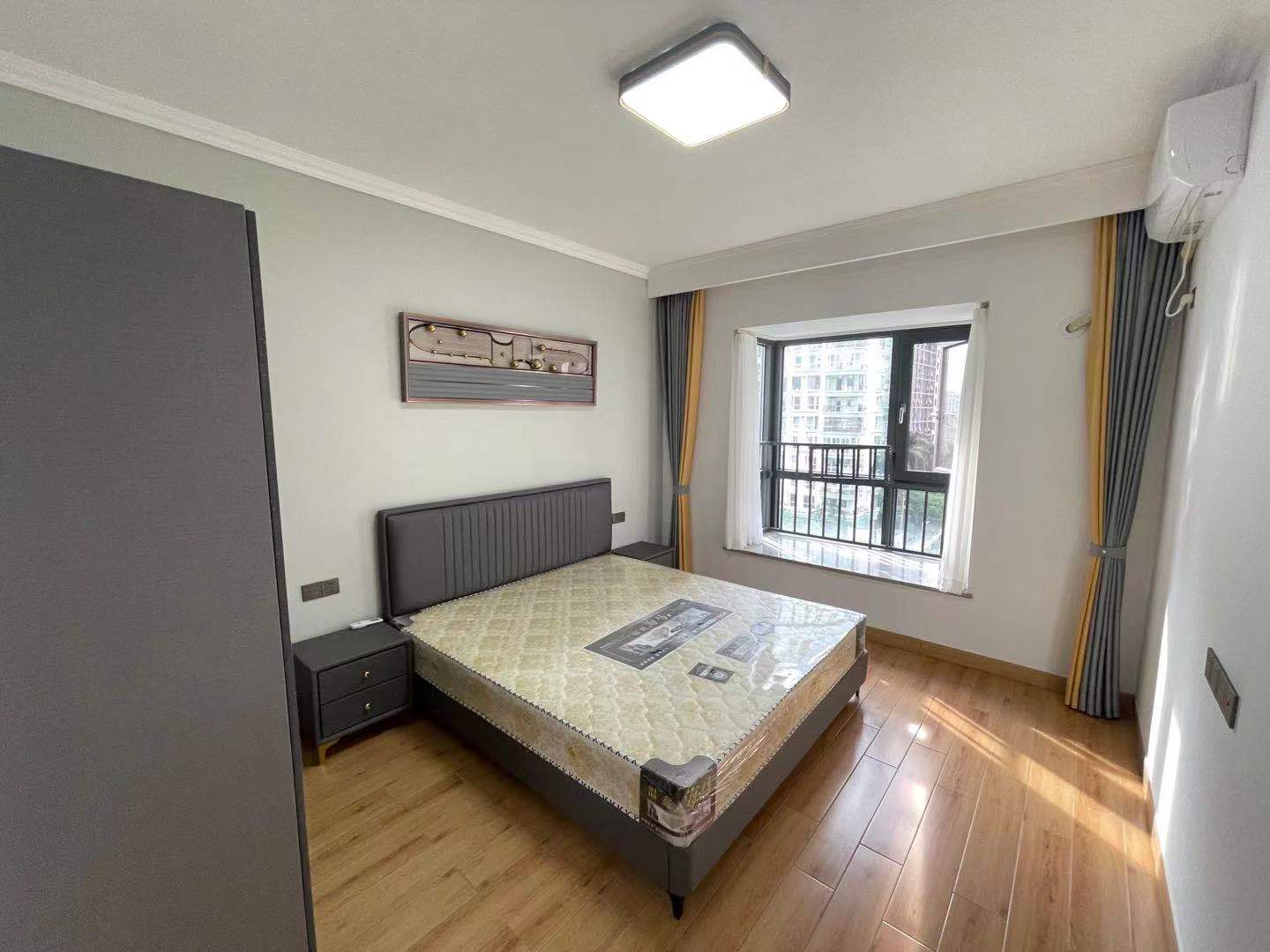 尚运上品 3室2厅2卫 6500.00元/月 尚运上品 3室2厅2卫 6500.00元/月室内图