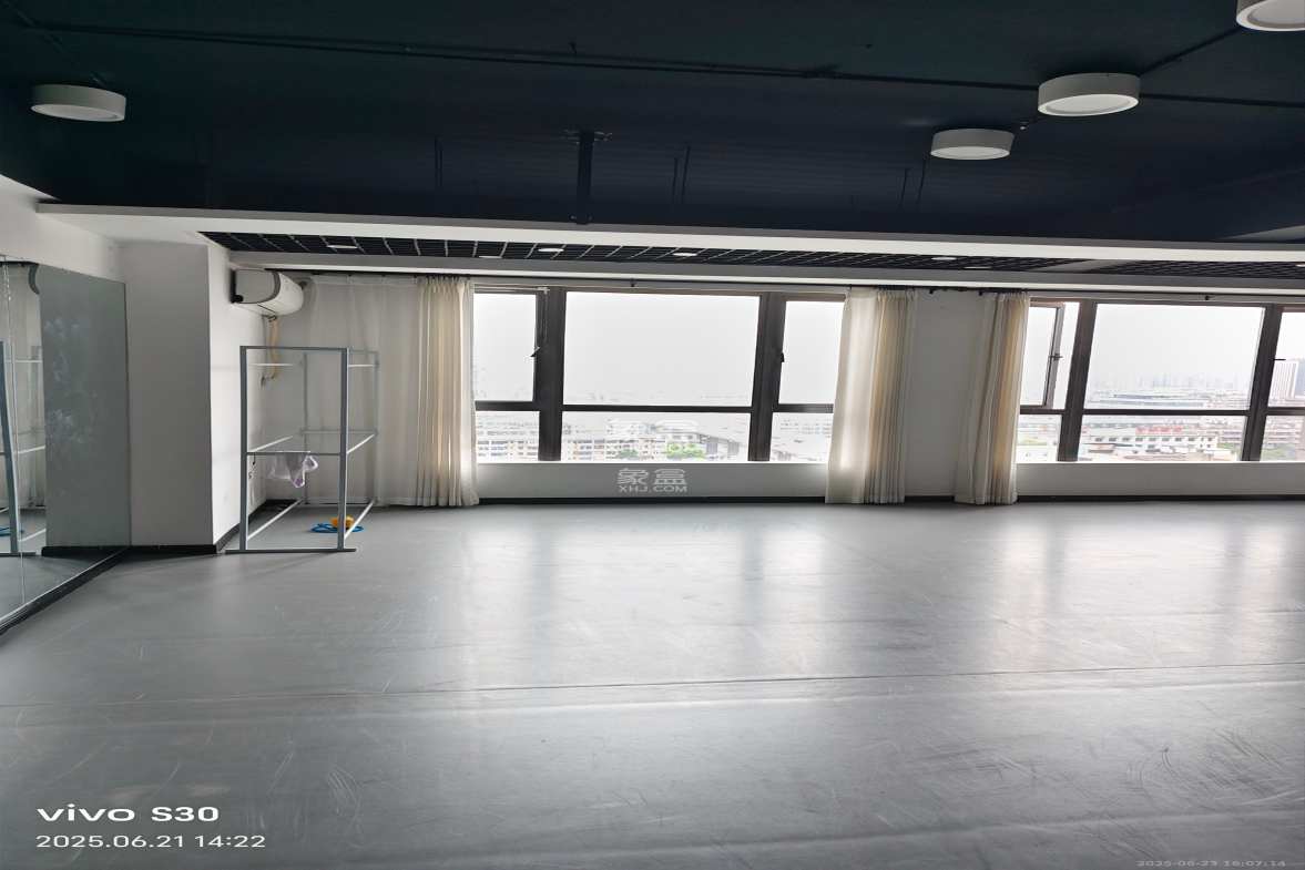 湘域相遇 2室1厅0卫 4200.0元/月 湘域相遇 2室1厅0卫 4200.0元/月室内图