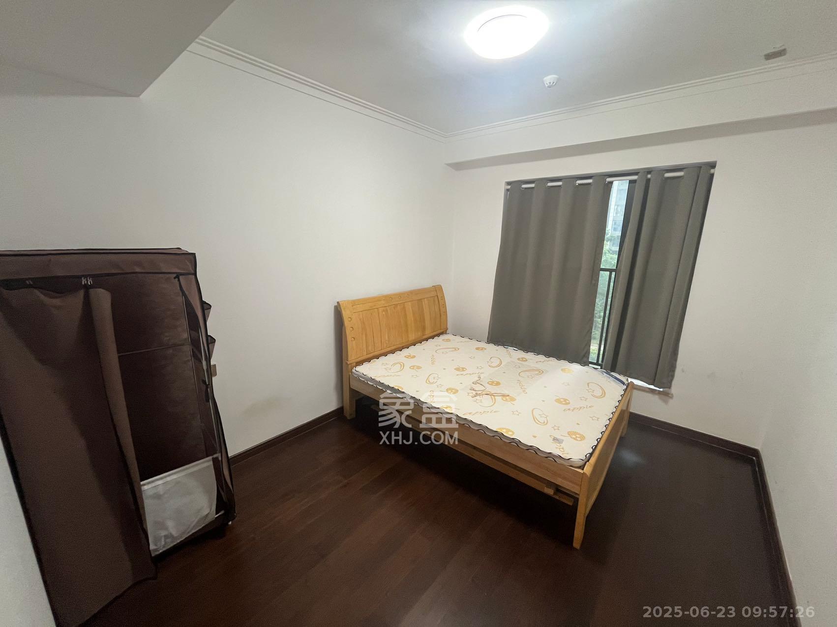 绿地长沙城际空间站（绿地新里佳苑）  5室2厅3卫    4400.0元/月室内图