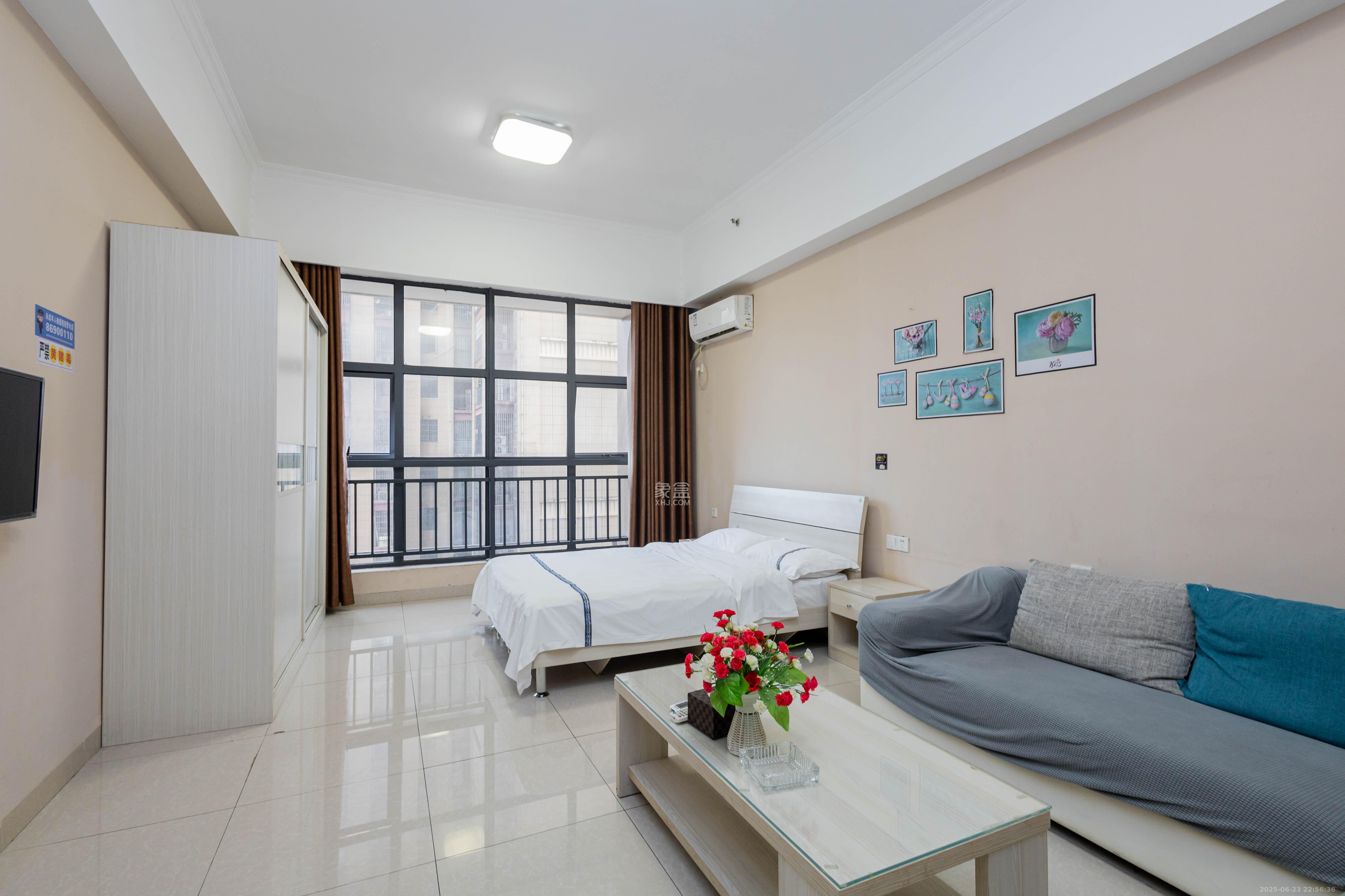 领东汇  1室1厅1卫    23.8万 领东汇  1室1厅1卫    23.8万客厅