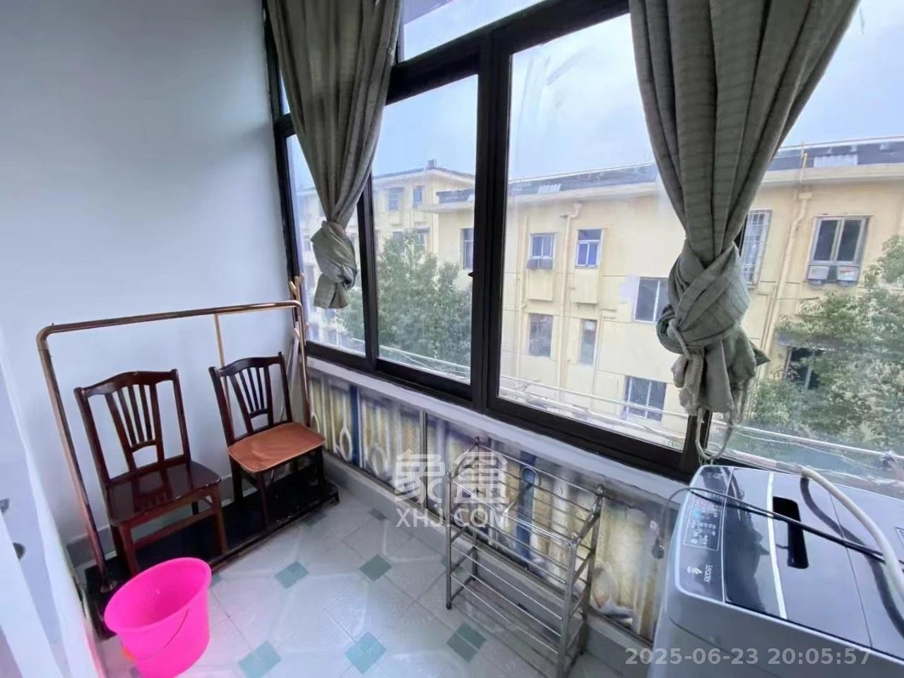 轻工小区（湖南轻工研究院宿舍）  1室2厅1卫   2000.00元/月室内图
