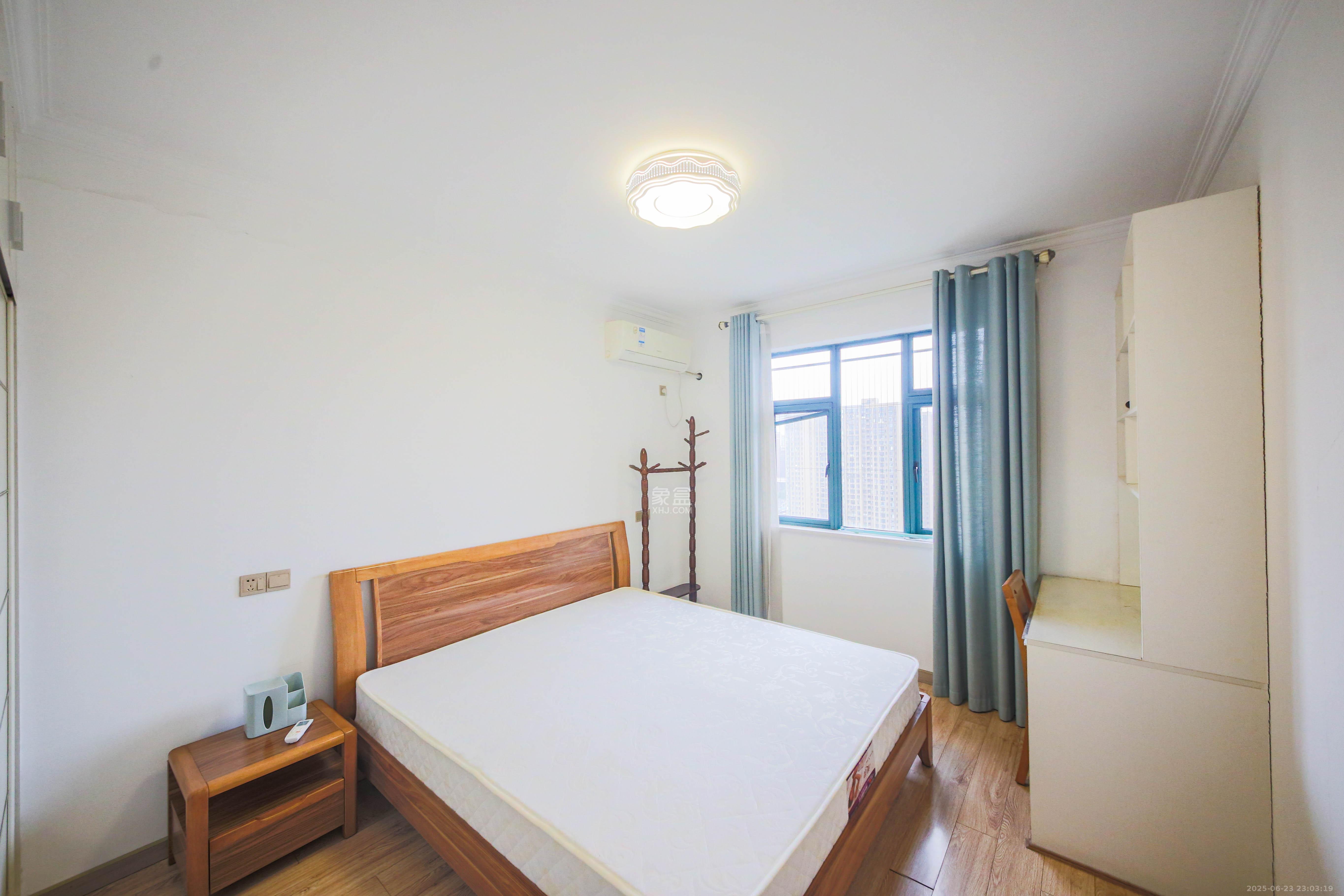 克拉美丽山庄(晟领国际)  2室2厅1卫    63.8万 克拉美丽山庄(晟领国际)  2室2厅1卫    63.8万卧室