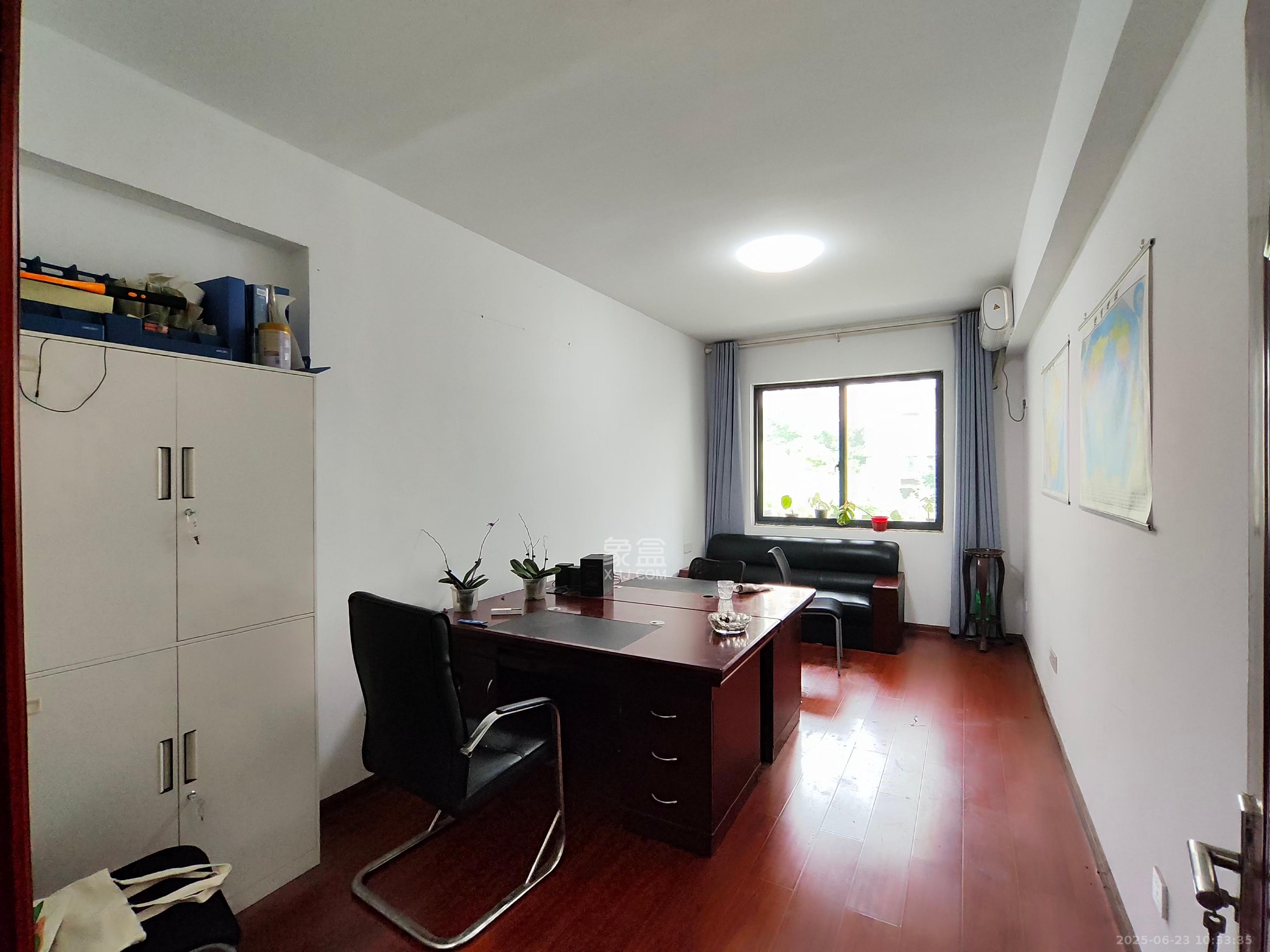 勤诚达新界  6室2厅2卫    3000.0元/月 勤诚达新界  6室2厅2卫    3000.0元/月室内图