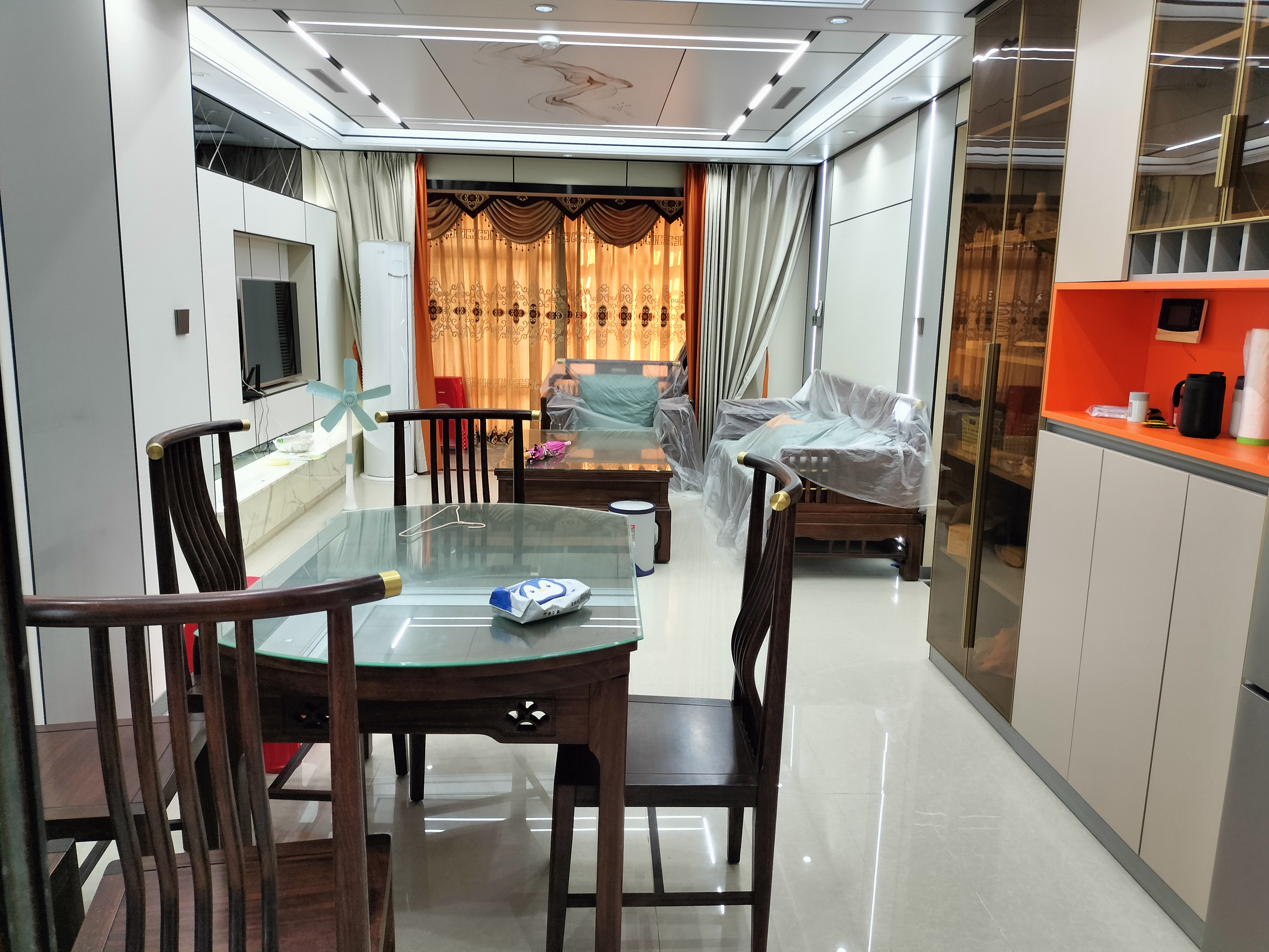 新琼雅苑 4室2厅2卫 2800.0元/月 新琼雅苑 4室2厅2卫 2800.0元/月室内图