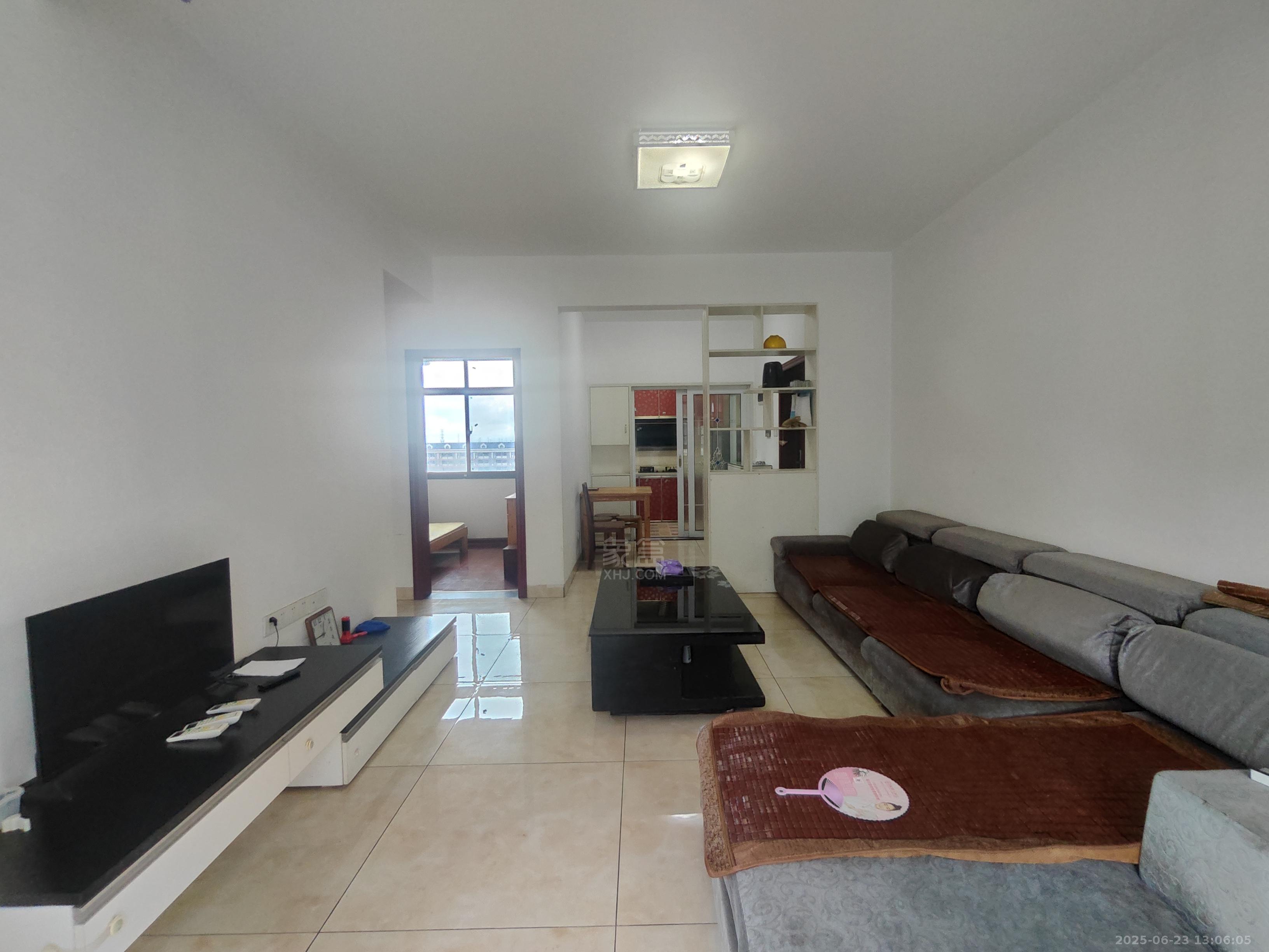 金轮翡翠名园 3室2厅1卫 1800.0元/月 金轮翡翠名园 3室2厅1卫 1800.0元/月室内图