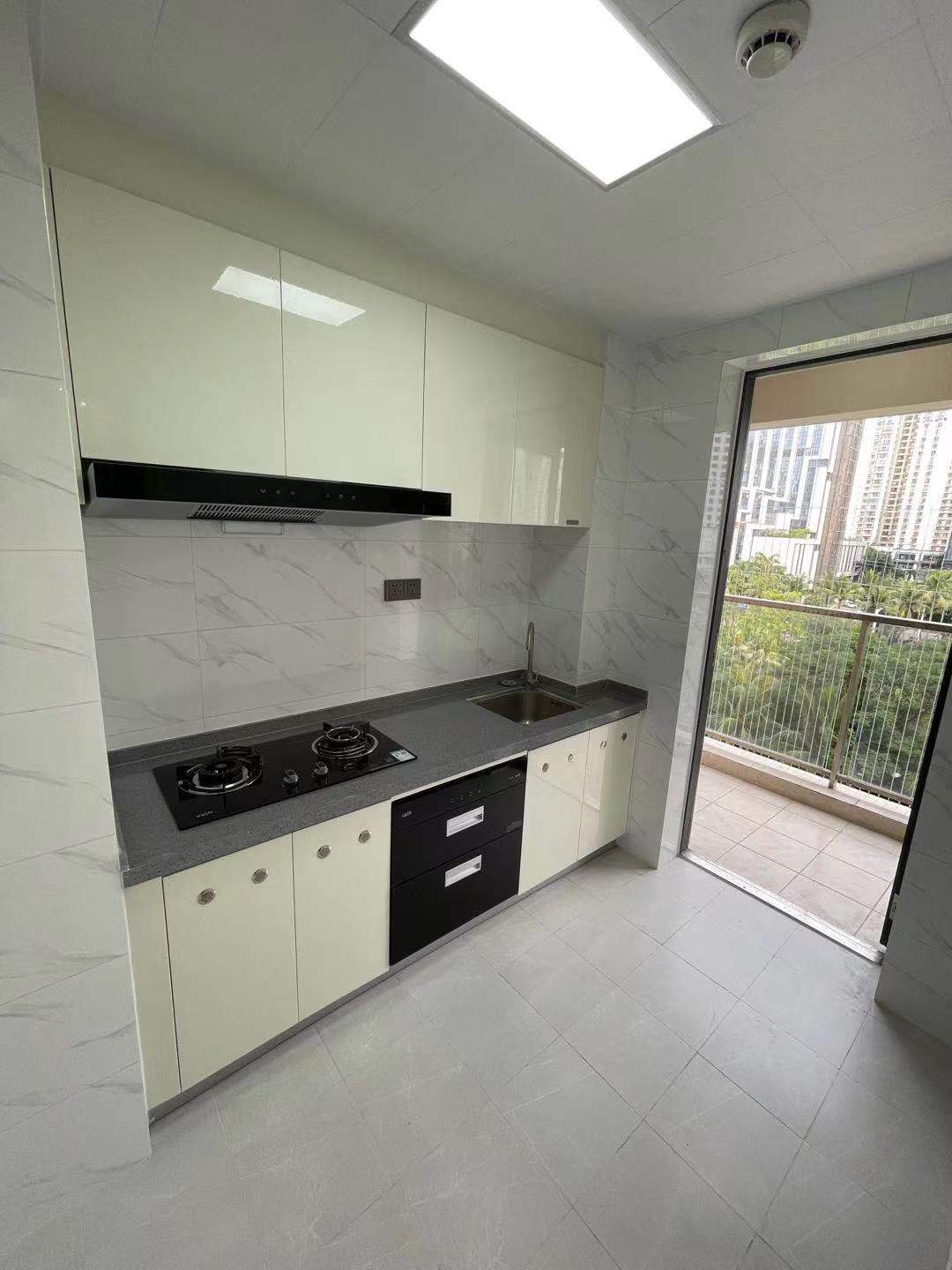 尚运上品 3室2厅2卫 6500.00元/月 尚运上品 3室2厅2卫 6500.00元/月室内图