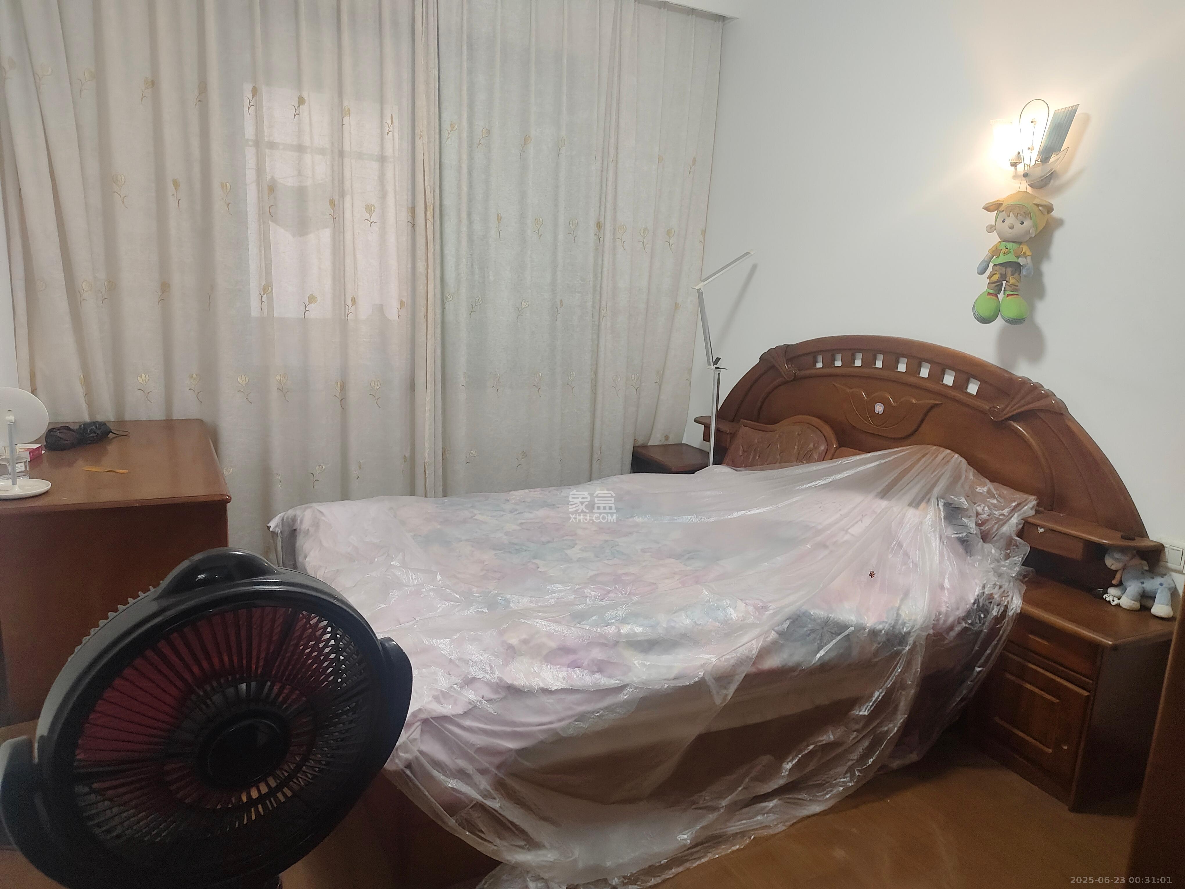 寸木塘 3室2厅1卫 1200.0元/月 寸木塘 3室2厅1卫 1200.0元/月室内图