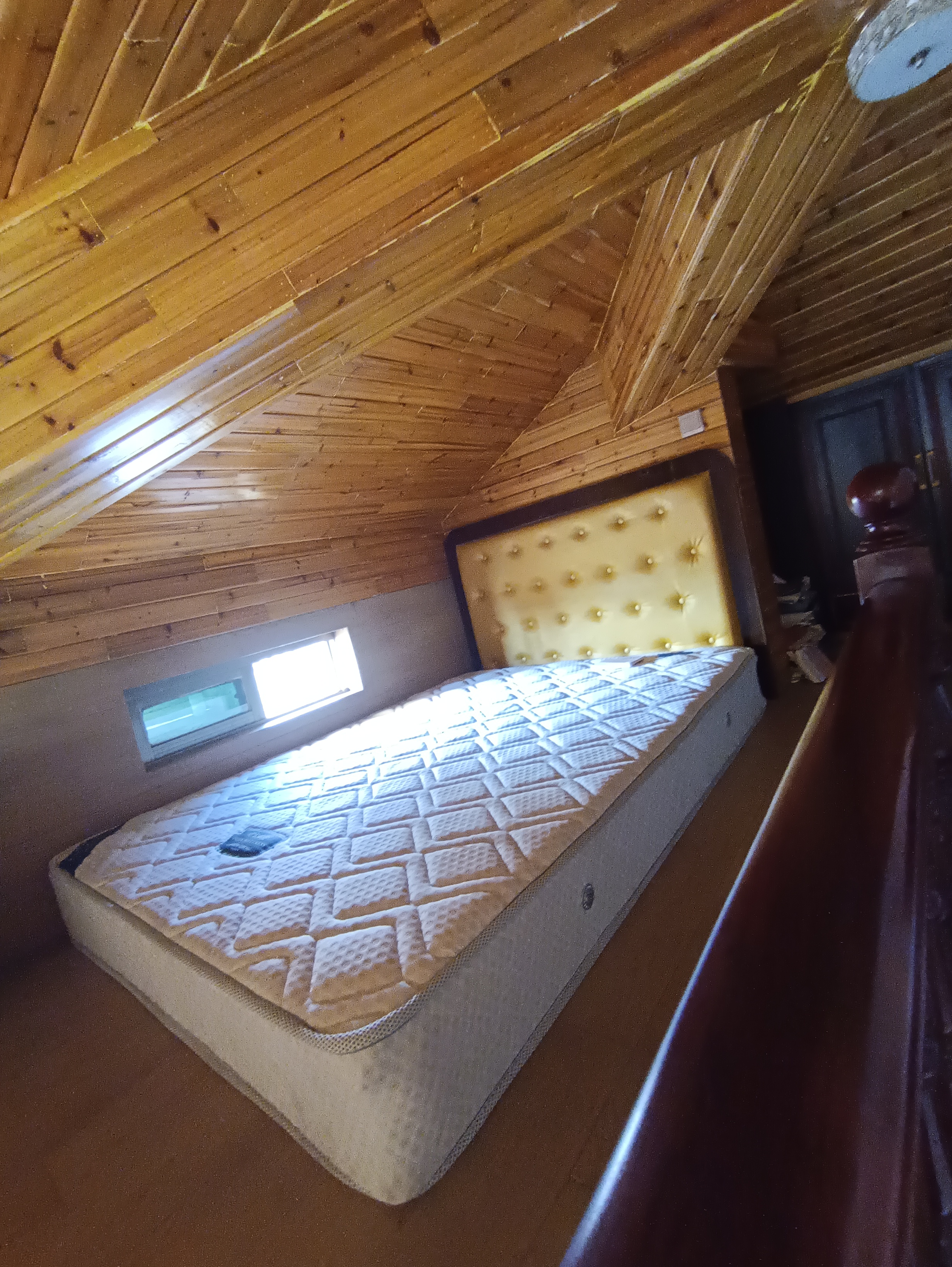 滨江度假城 3室2厅2卫 218.0万 滨江度假城 3室2厅2卫 218.0万客厅