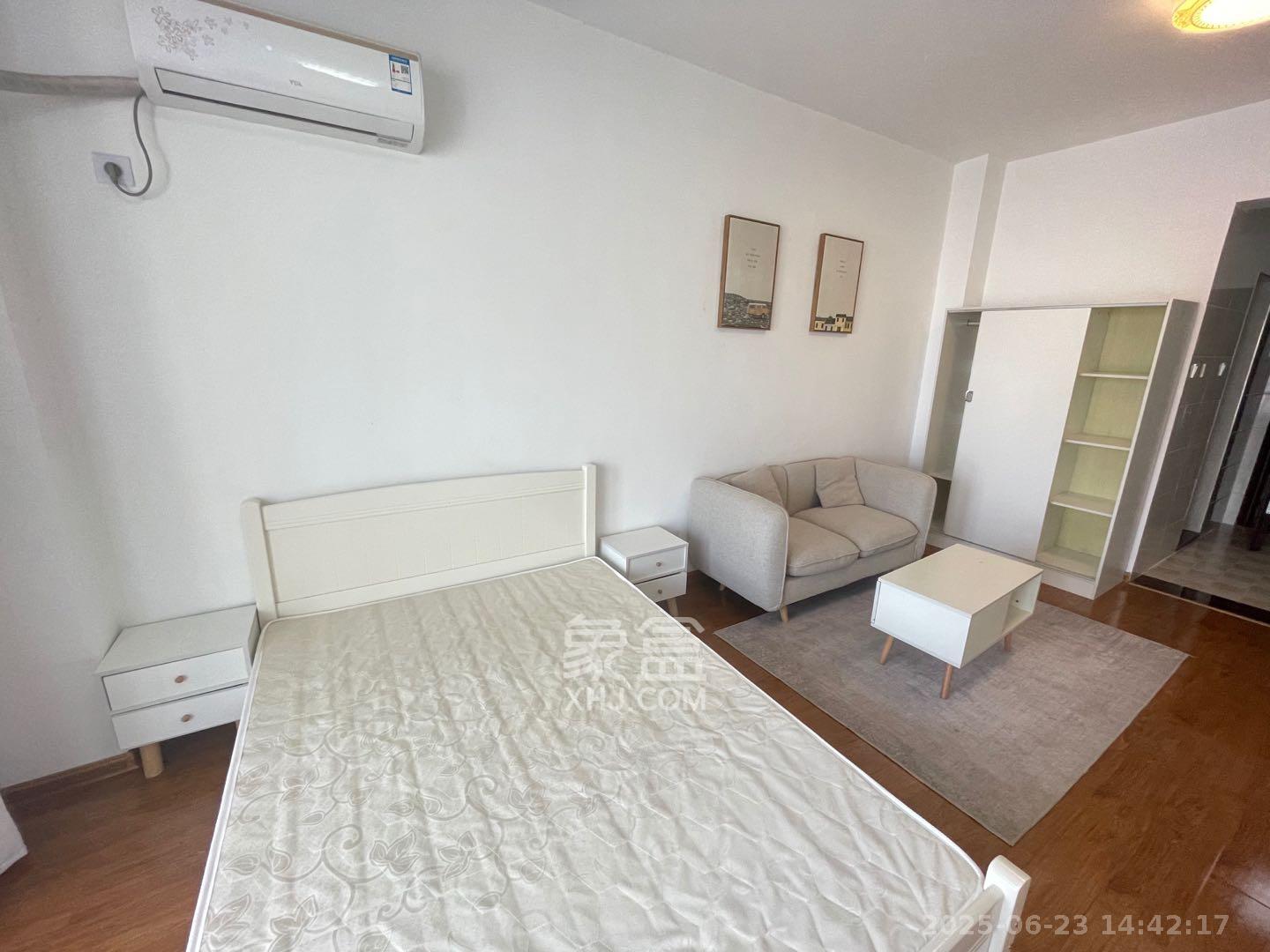 万科魅力之城 1室1厅1卫 1400.0元/月 万科魅力之城 1室1厅1卫 1400.0元/月室内图