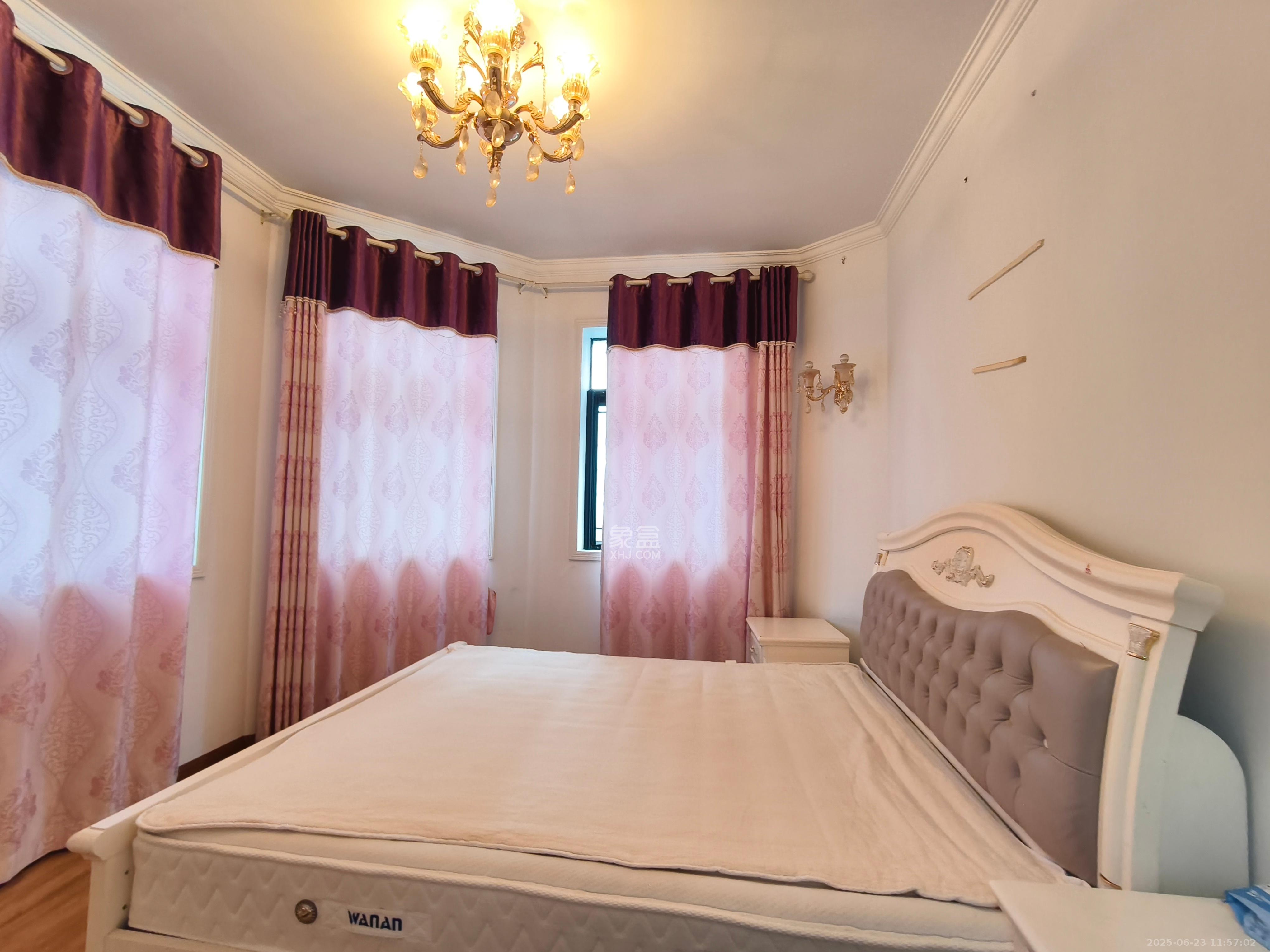 康桥长郡 3室2厅1卫 2500.0元/月 康桥长郡 3室2厅1卫 2500.0元/月室内图