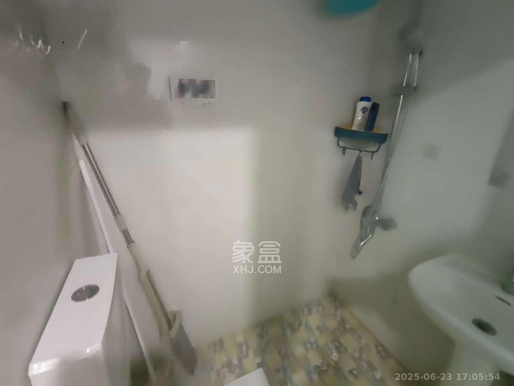 叠彩兰亭  1室1厅1卫   1100.00元/月室内图