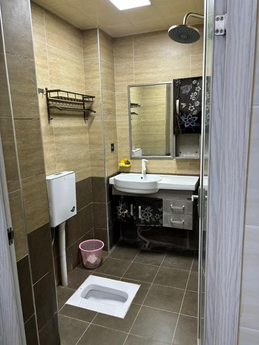 景明佳园 2室1厅1卫 1500.0元/月 景明佳园 2室1厅1卫 1500.0元/月室内图