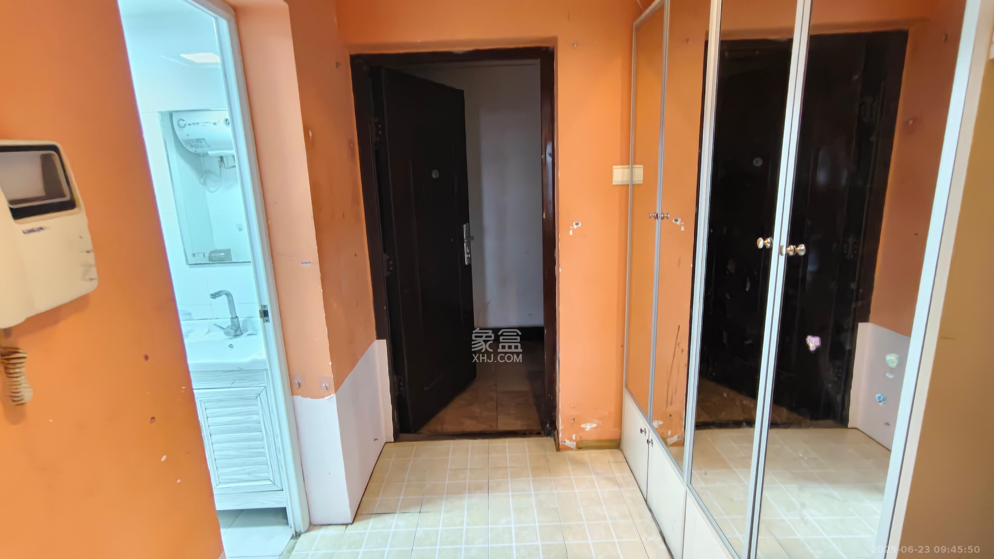 未来蜂巢  1室1厅1卫    1000.0元/月室内图