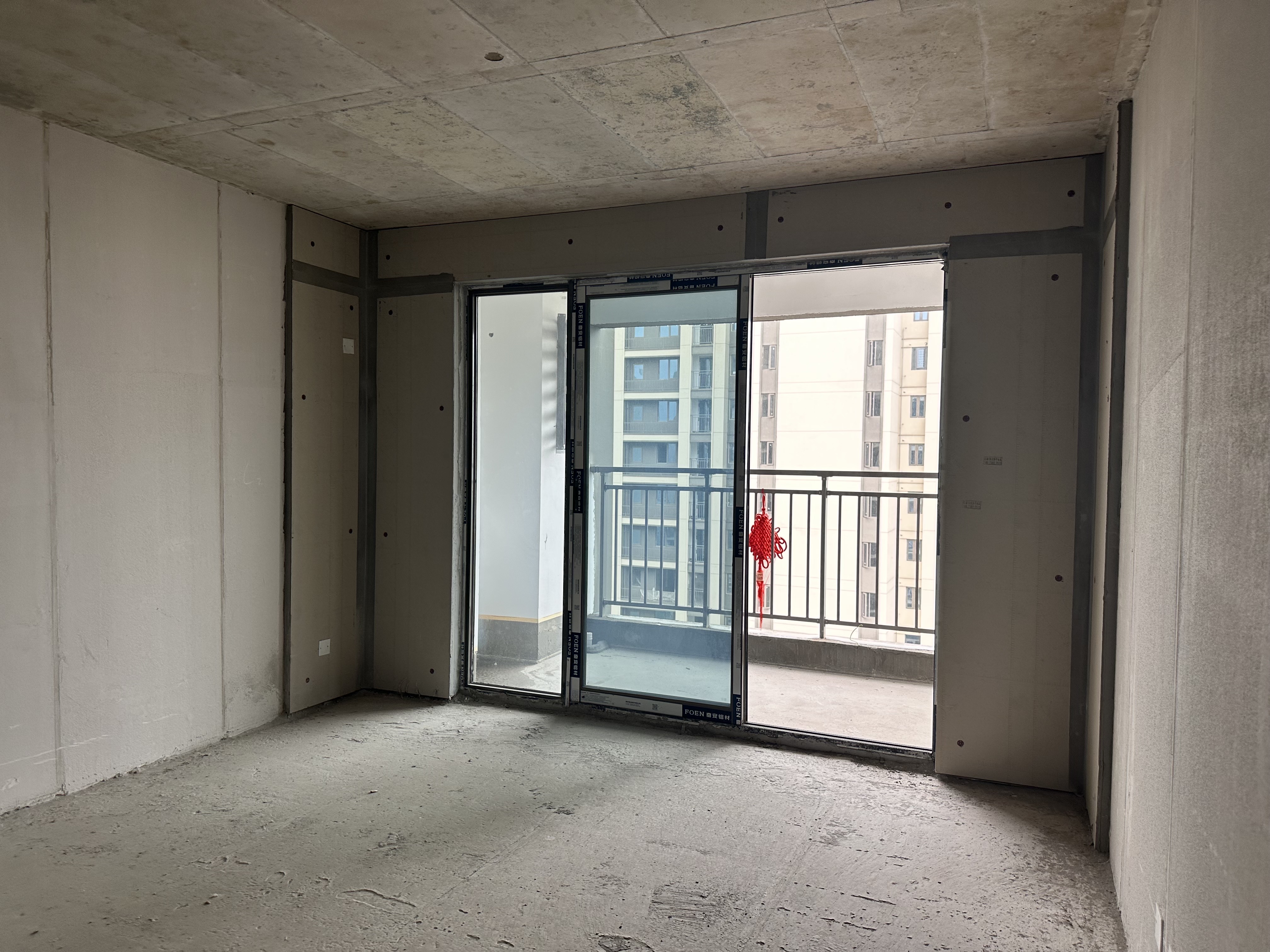 吾悦广场 4室2厅2卫 70.0万 吾悦广场 4室2厅2卫 70.0万客厅