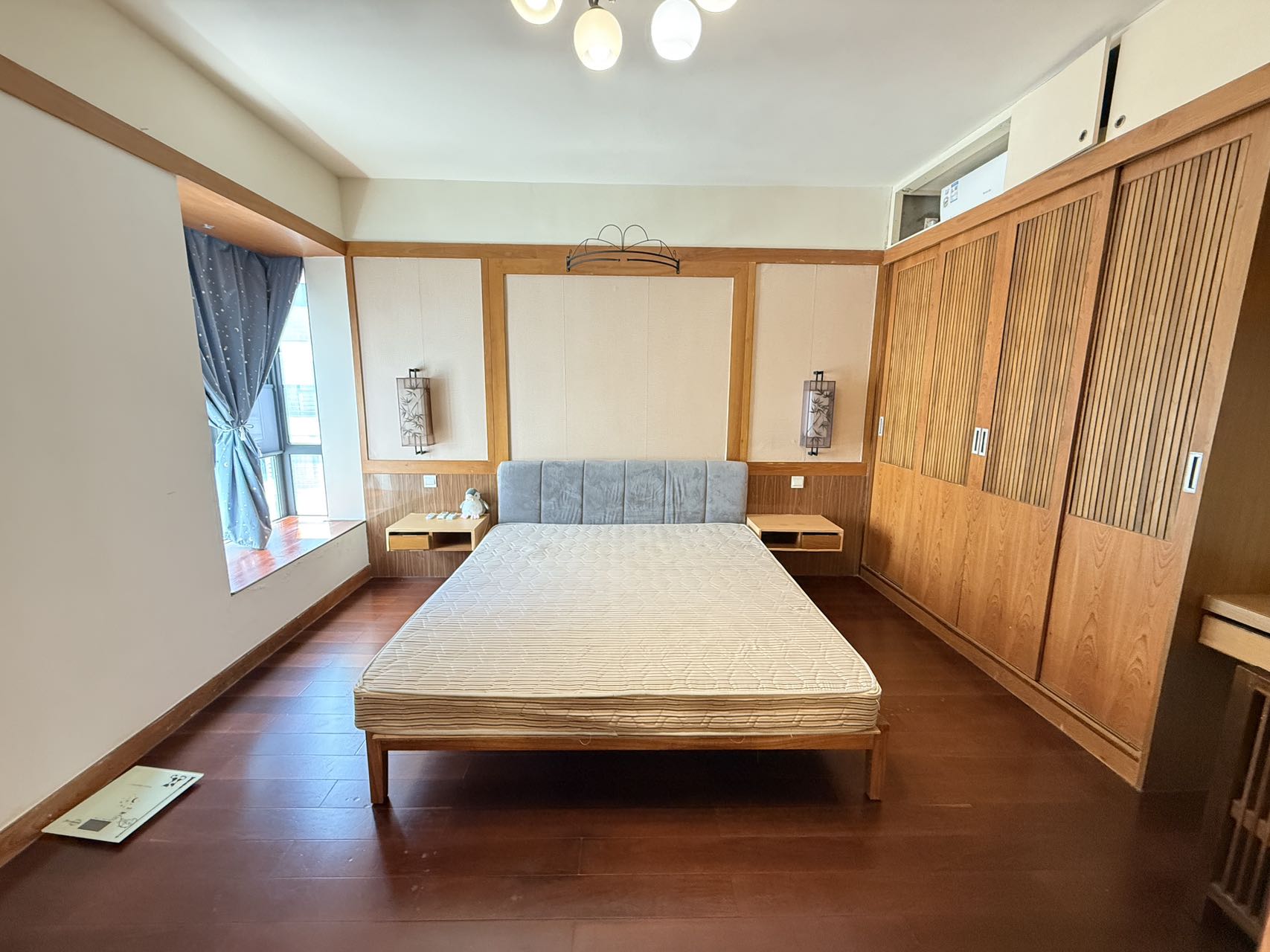宝华海景  1室1厅1卫   3000.00元/月室内图