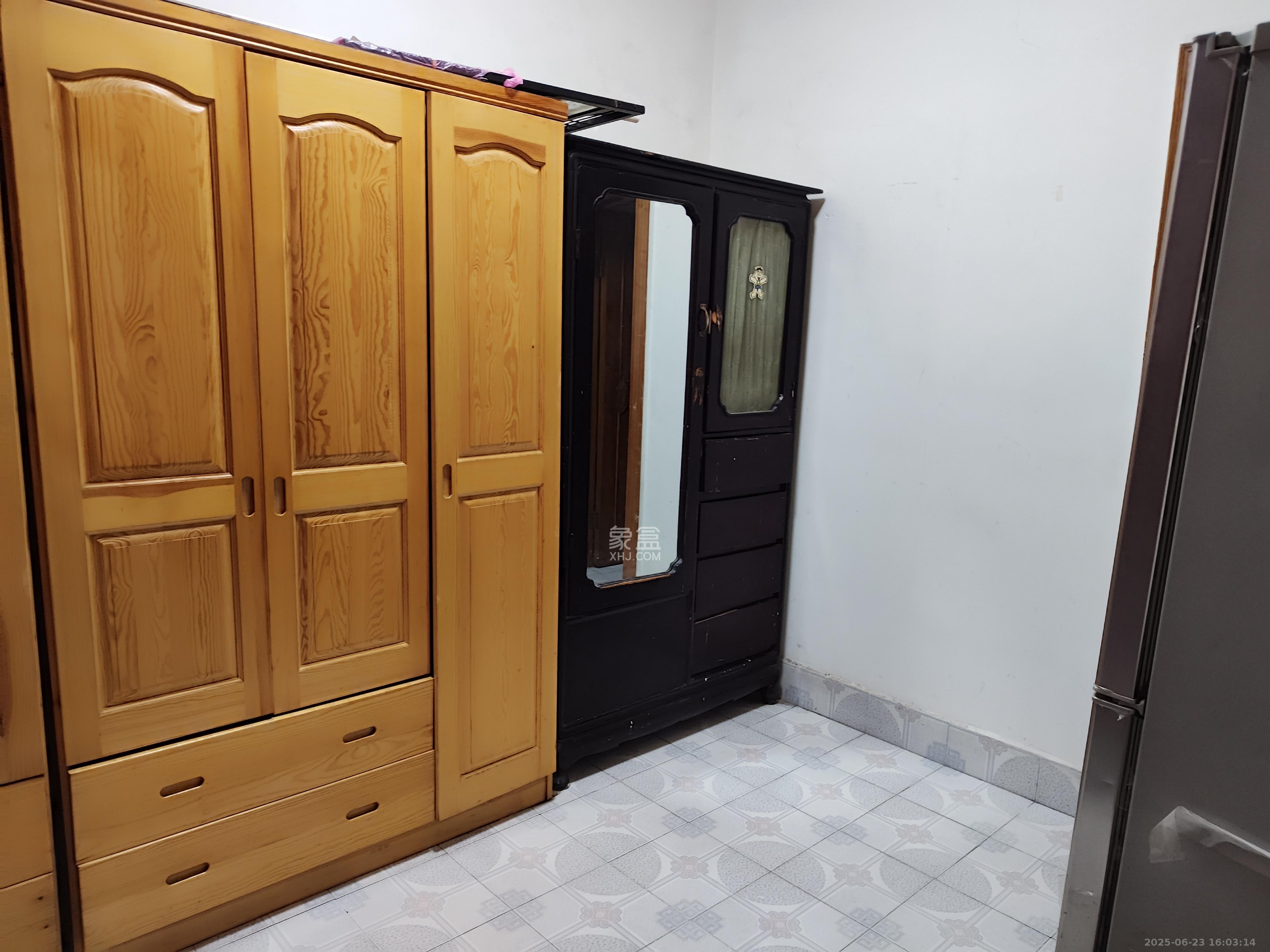 福康里湘运宿舍 2室1厅1卫 2400.0元/月 福康里湘运宿舍 2室1厅1卫 2400.0元/月室内图